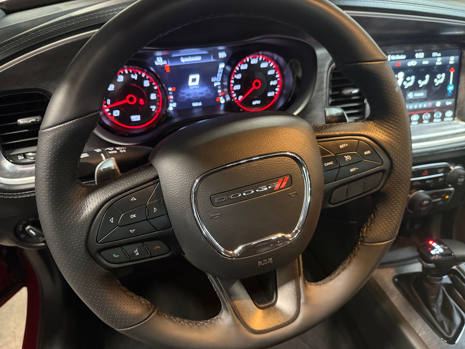 Thumbnail: 2022 Dodge Charger - 4