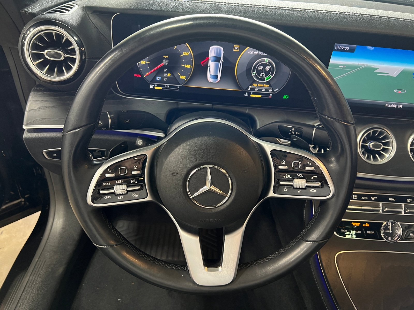 Thumbnail: 2020 Mercedes-Benz E-Class - 3