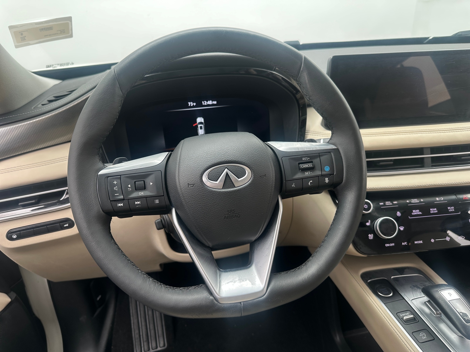 Thumbnail: 2023 INFINITI QX60 - 4