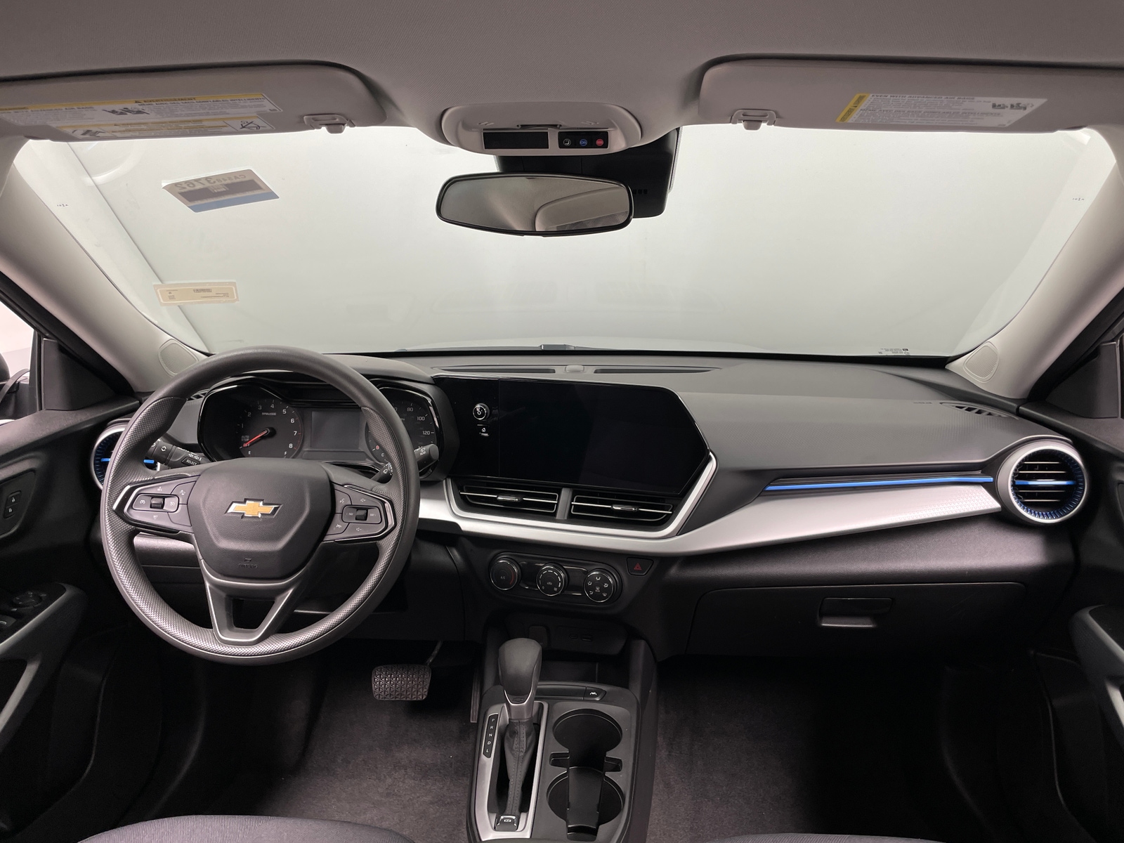Thumbnail: 2026 Chevrolet Trax - 3