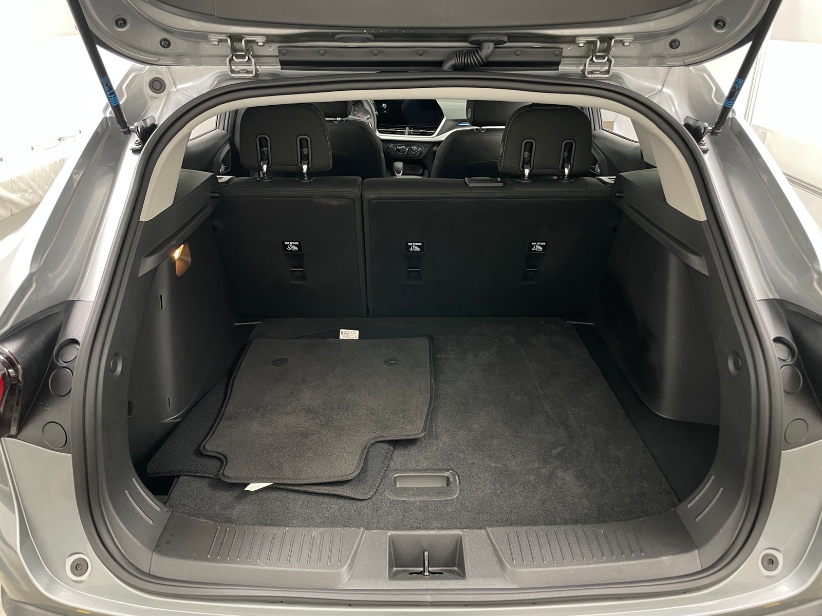 Thumbnail: 2026 Chevrolet Trax - 7