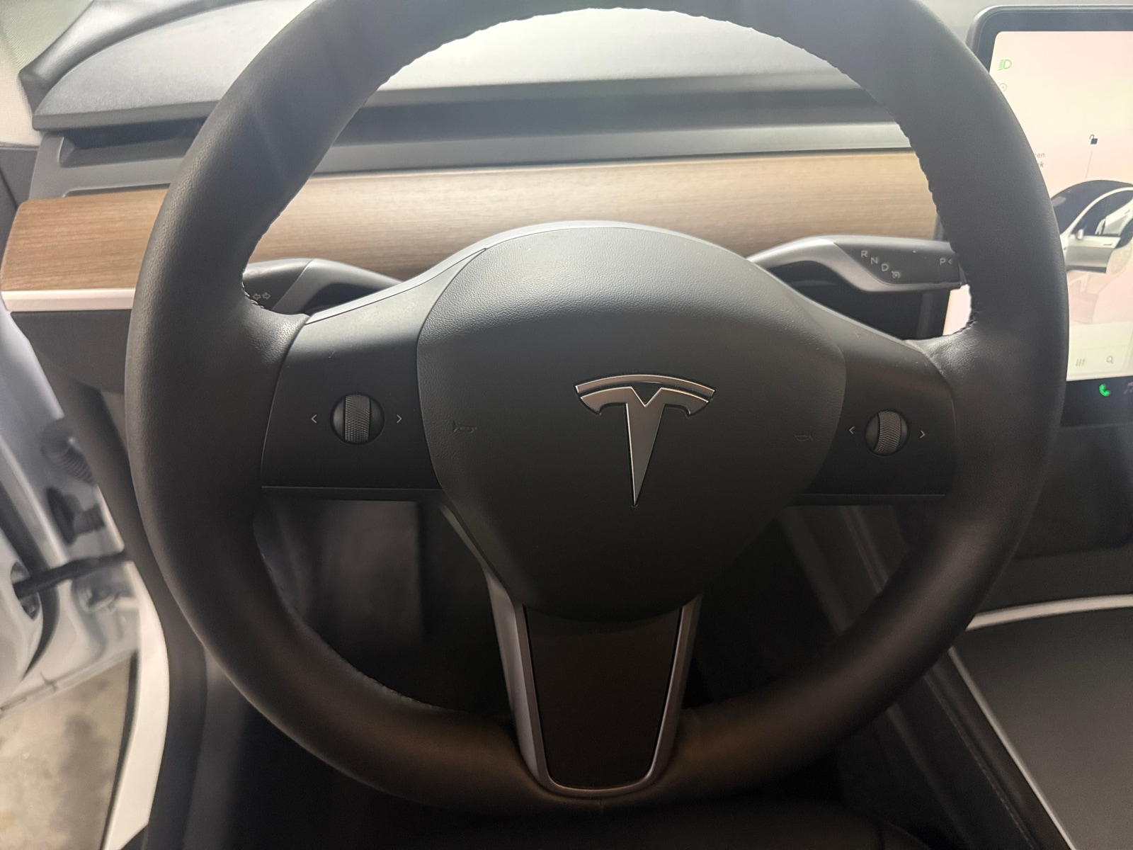 Thumbnail: 2022 Tesla Model Y - 4