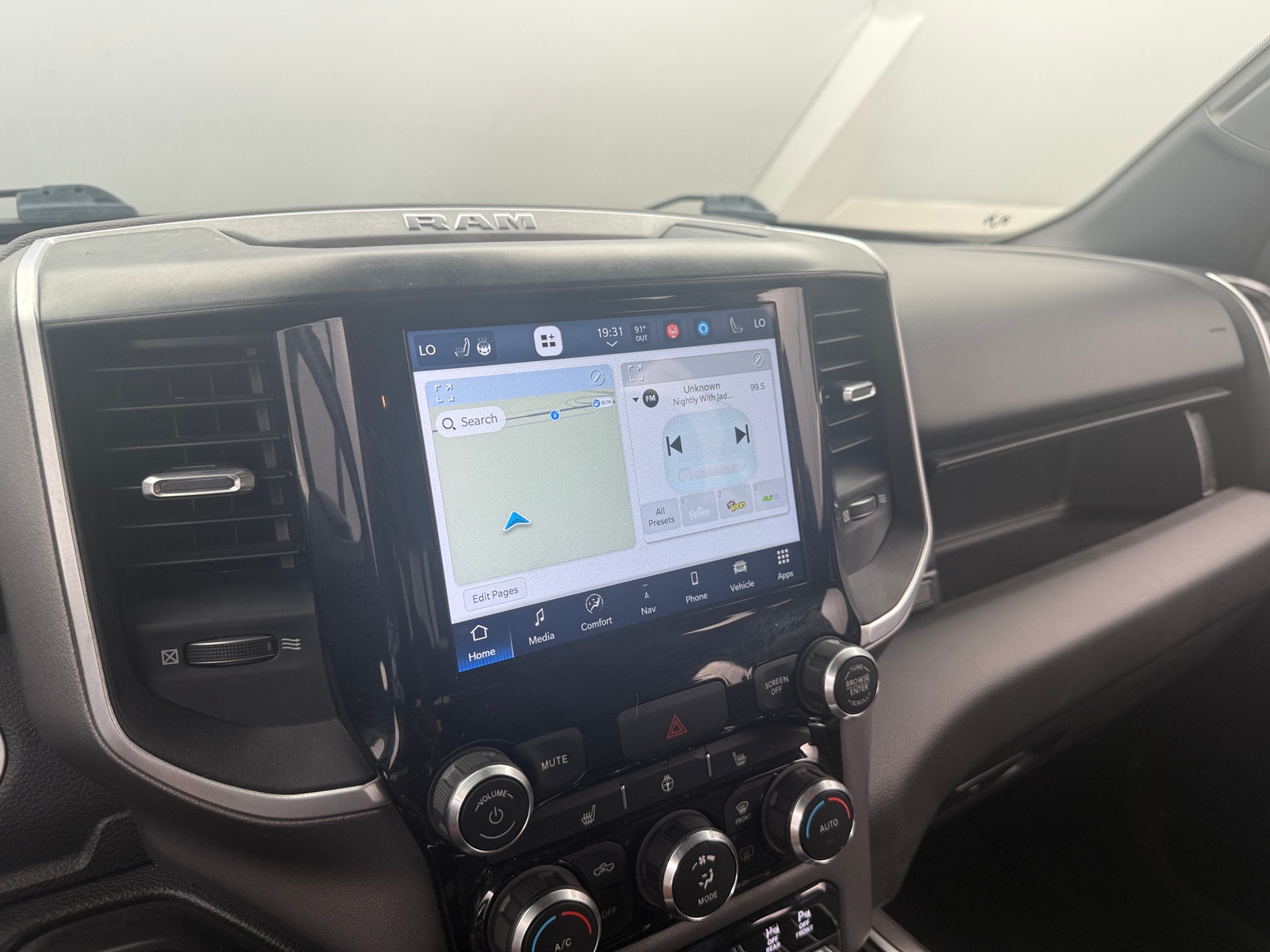 Thumbnail: 2022 RAM 1500 - 4