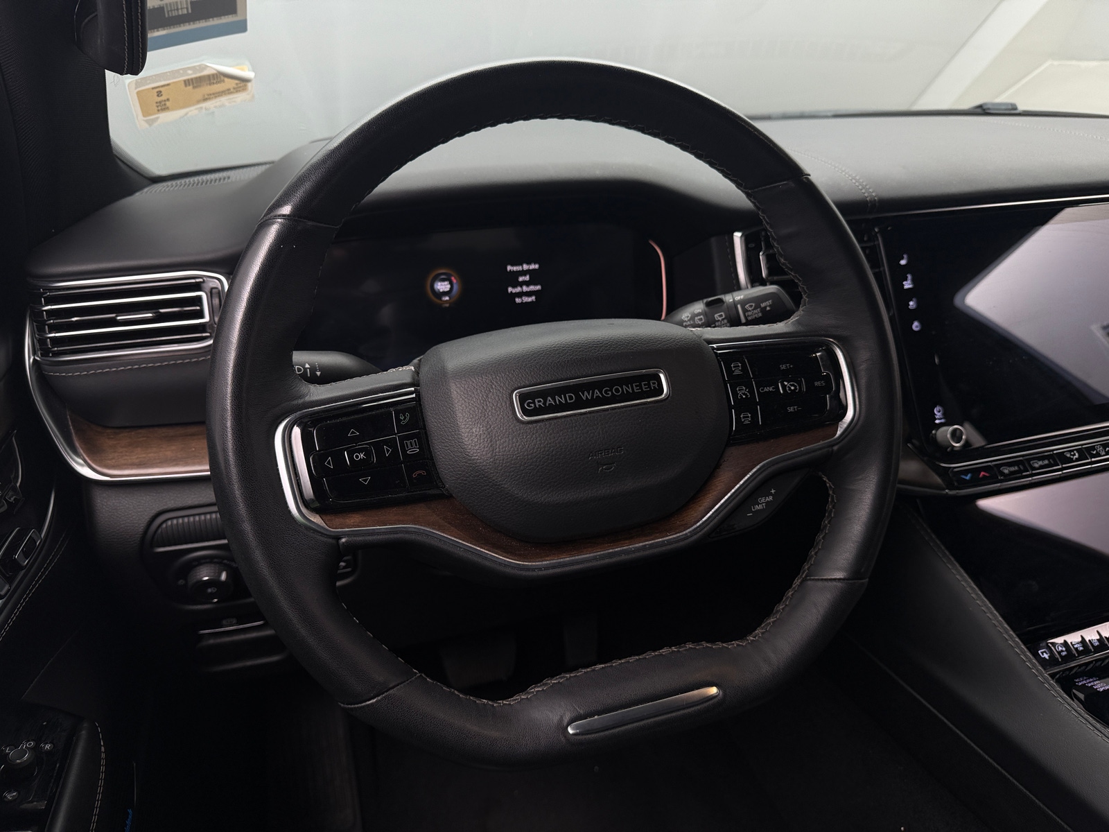 Thumbnail: 2024 Jeep Grand Wagoneer L - 4