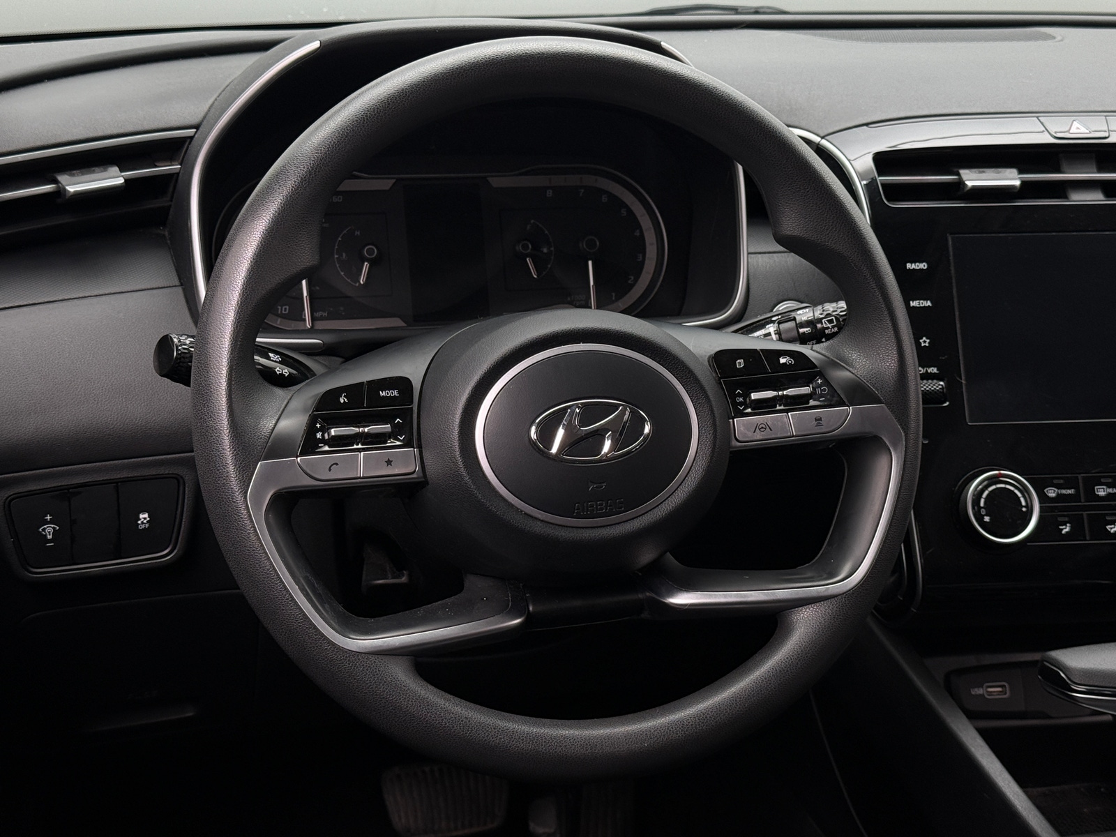 Thumbnail: 2022 Hyundai Tucson - 5