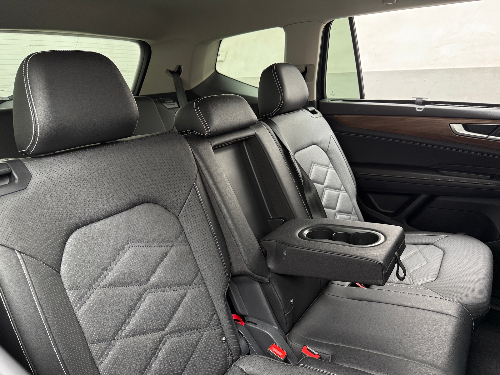 Thumbnail: 2026 Volkswagen Atlas - 5