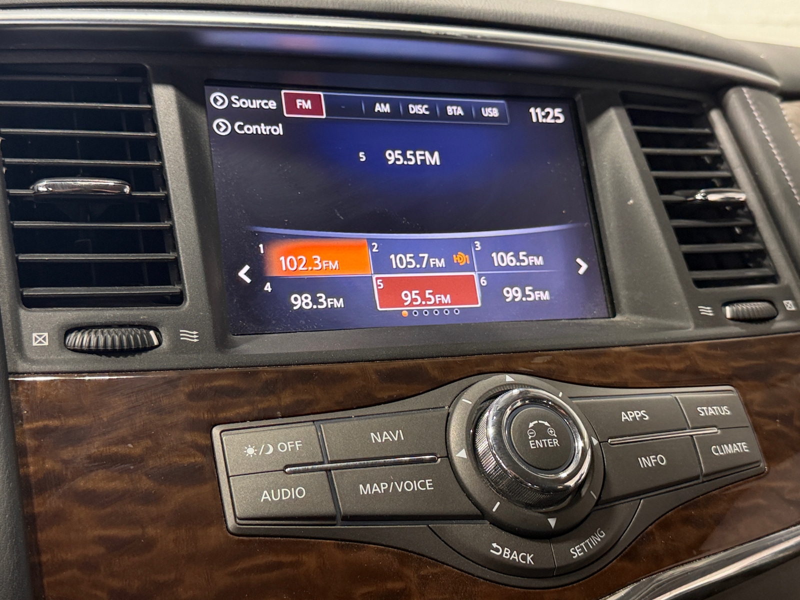 Thumbnail: 2019 Nissan Armada - 4