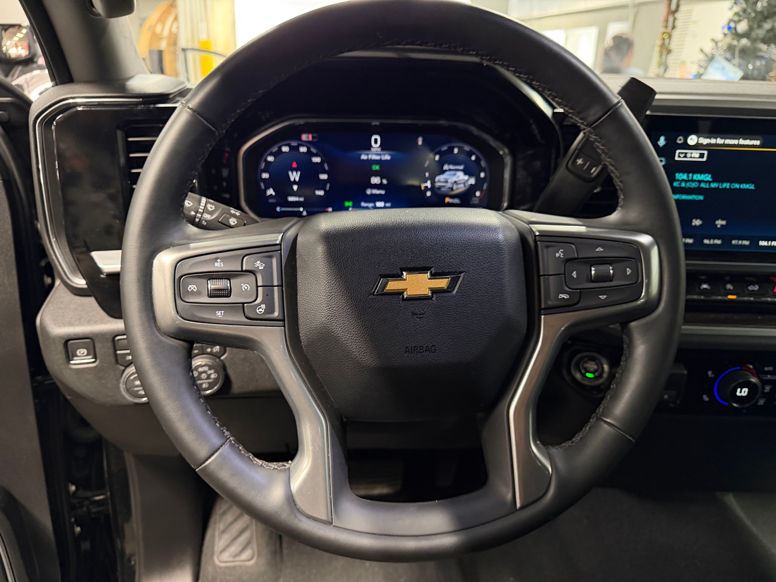 Thumbnail: 2026 Chevrolet Silverado 1500 - 5
