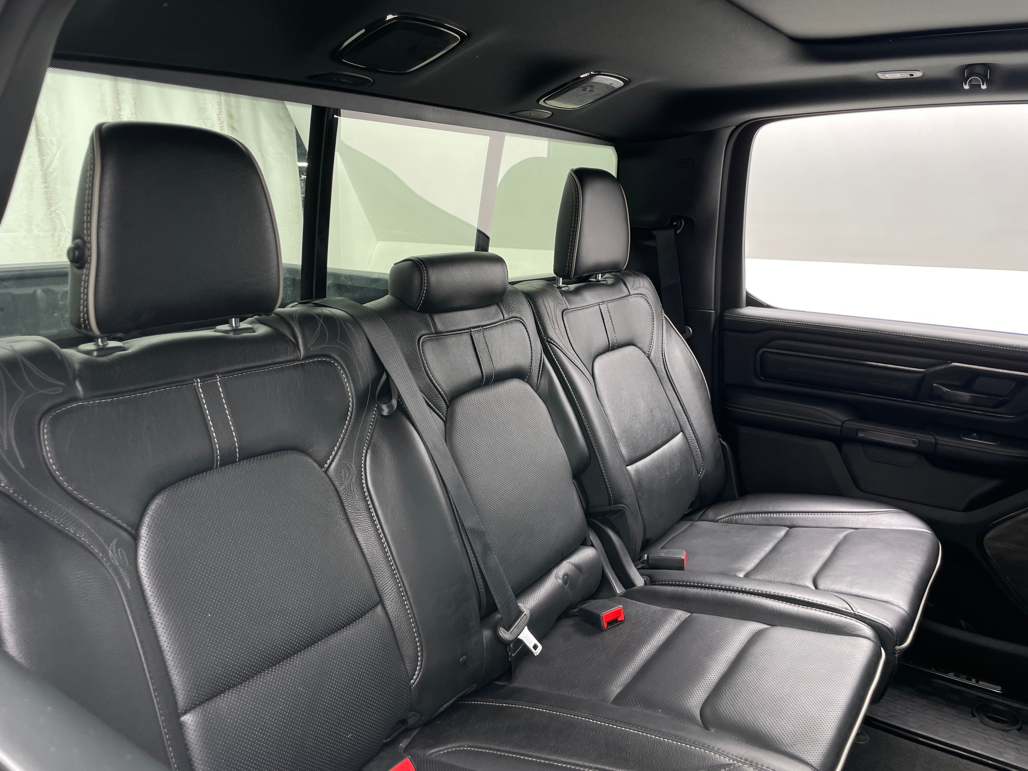 2022 RAM Ram 1500 Pickup Limited - Photo 5