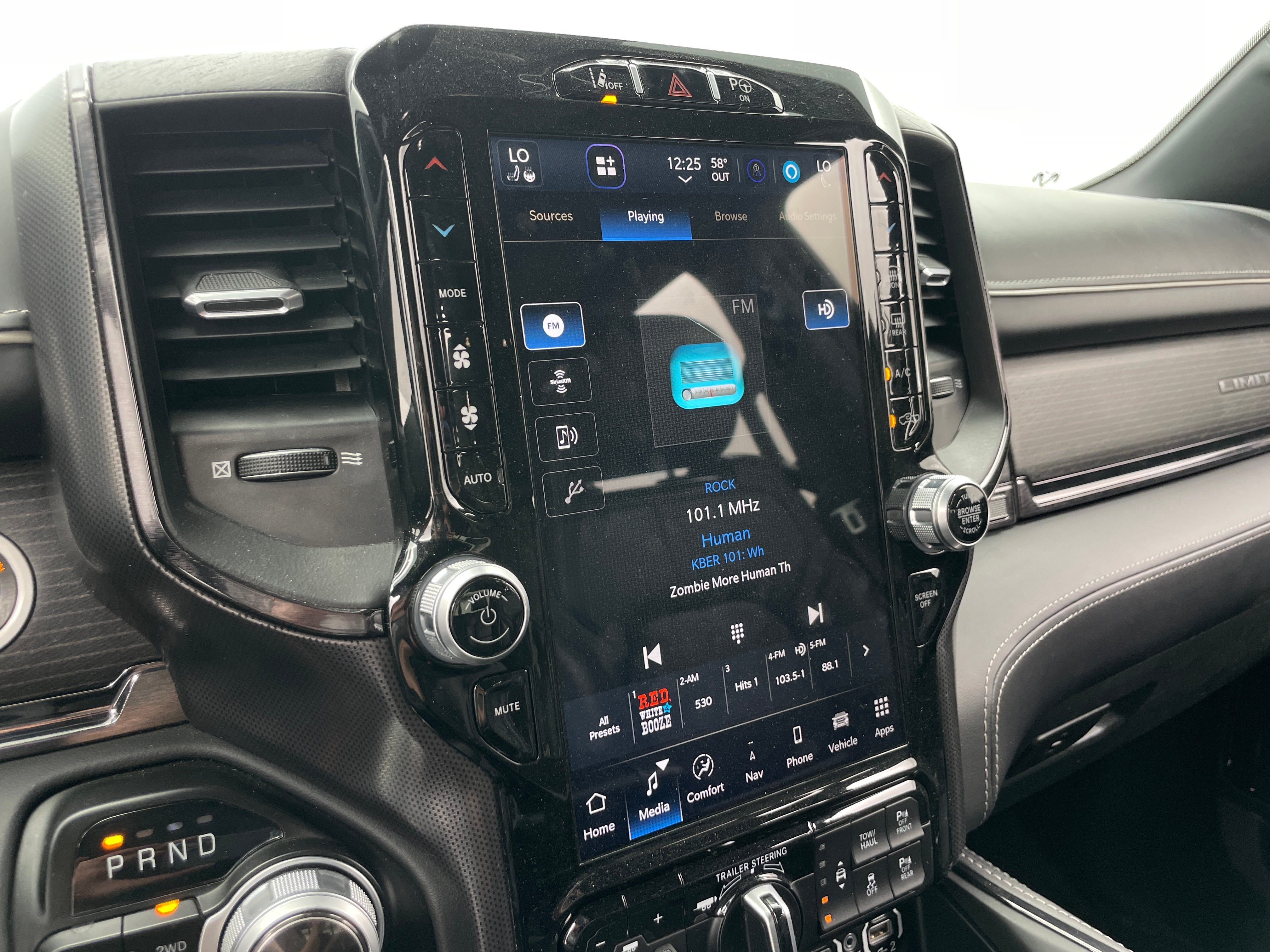 2022 RAM Ram 1500 Pickup Limited - Photo 18