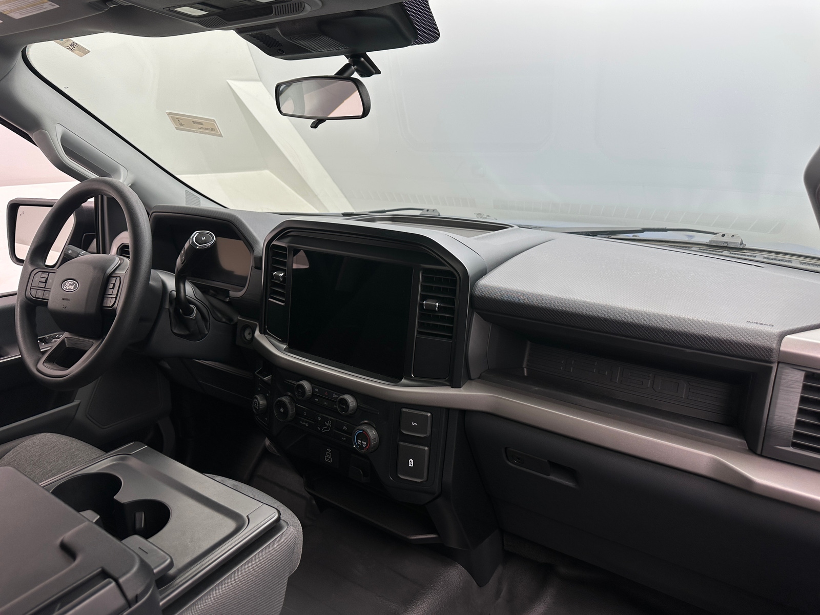 Thumbnail: 2025 Ford Econoline - 3