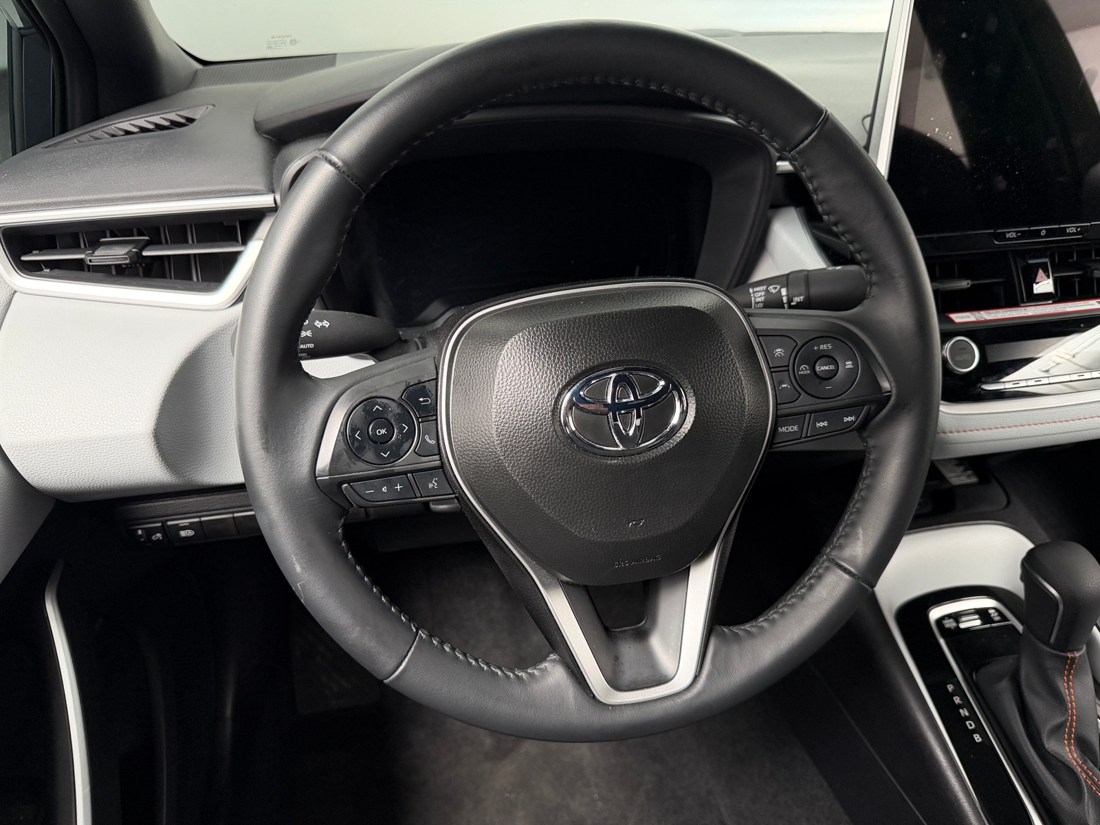 Thumbnail: 2025 Toyota Corolla - 5