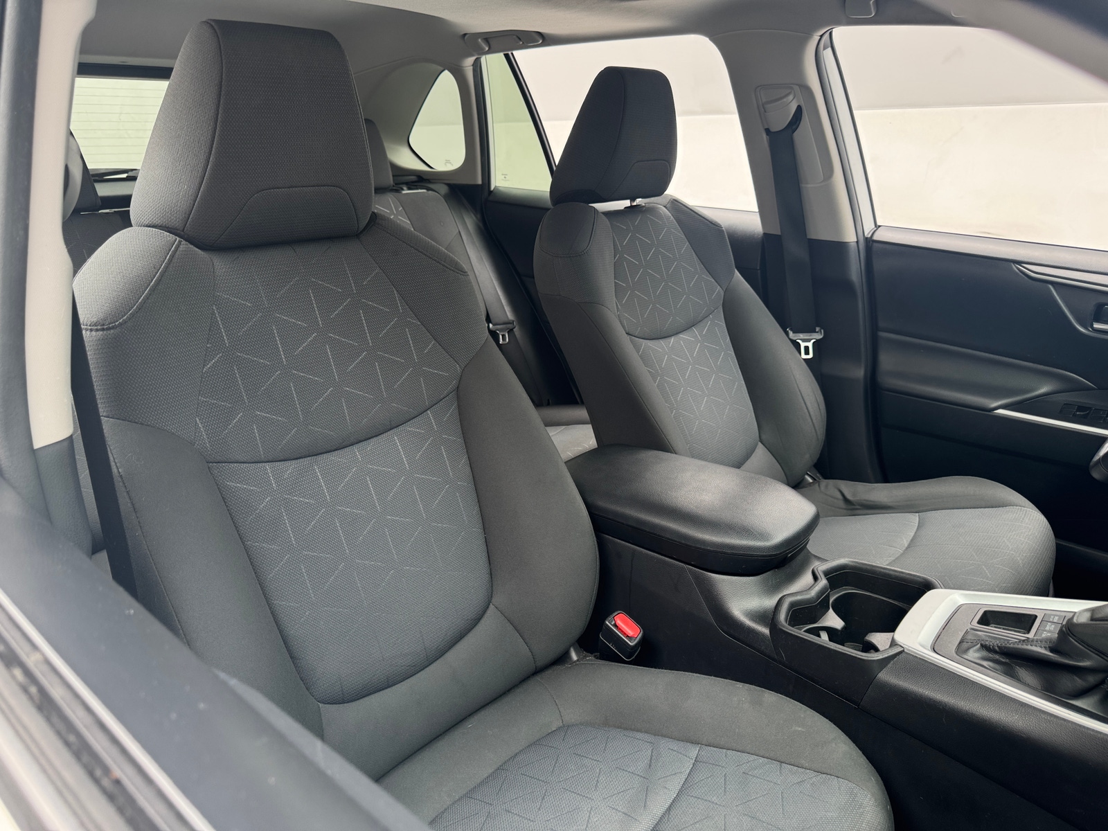 Thumbnail: 2019 Toyota RAV4 - 2