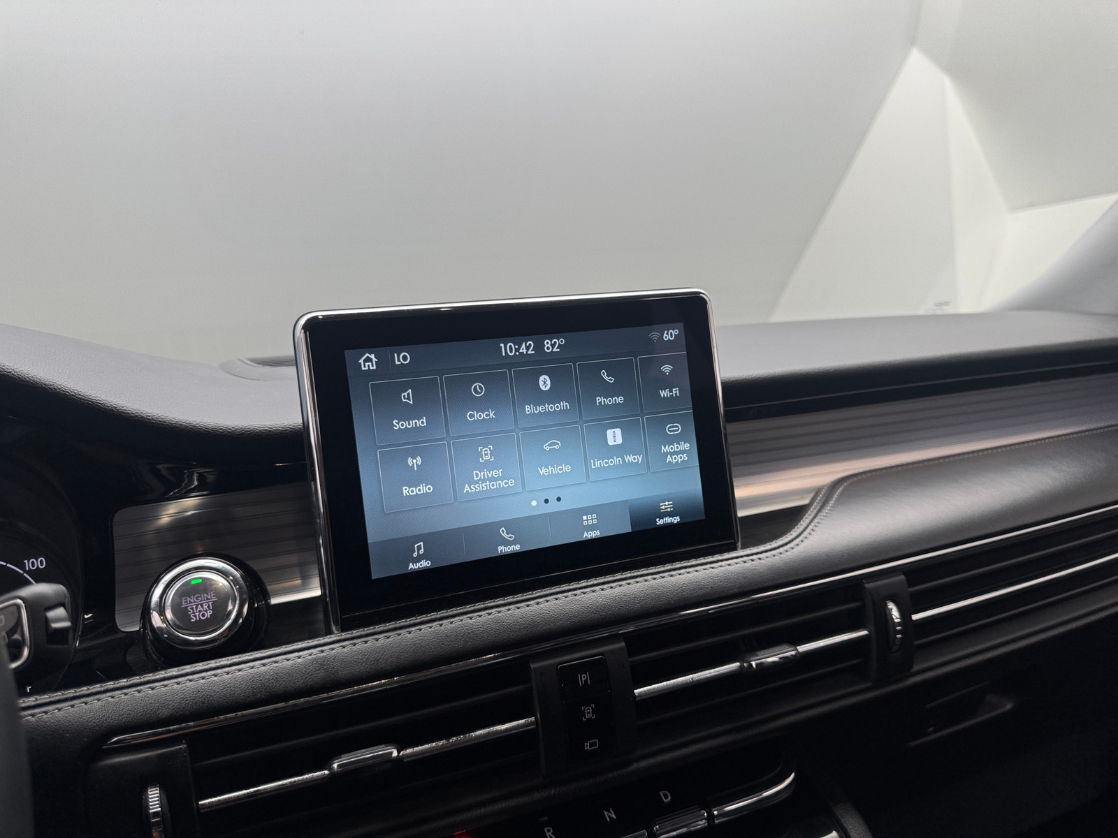Thumbnail: 2022 Lincoln Corsair - 3