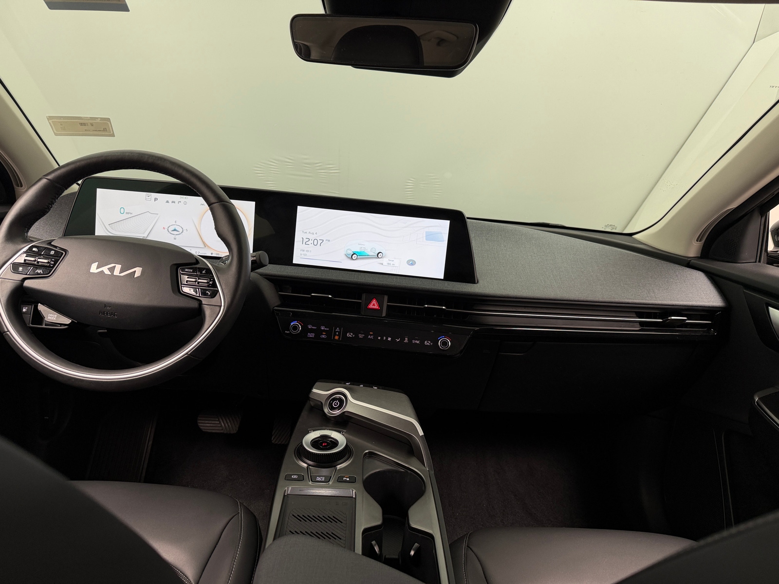 Thumbnail: 2024 Kia EV6 - 2
