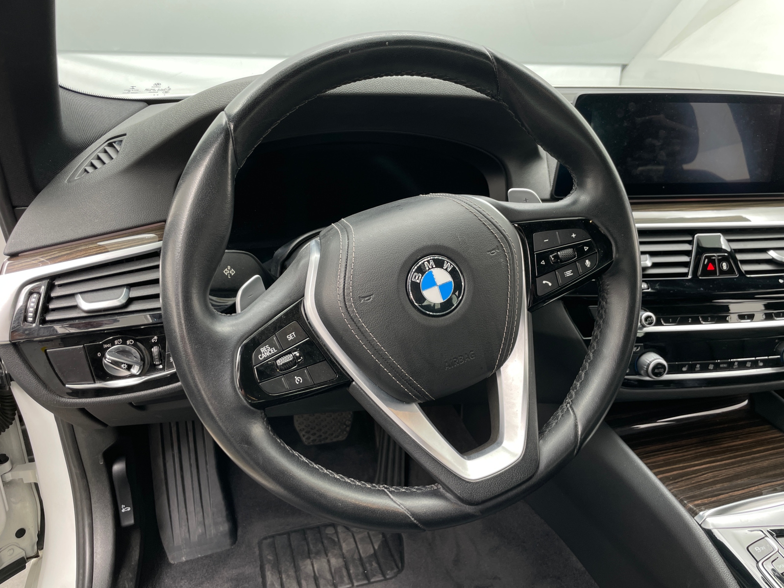 Thumbnail: 2020 BMW 5 Series - 4