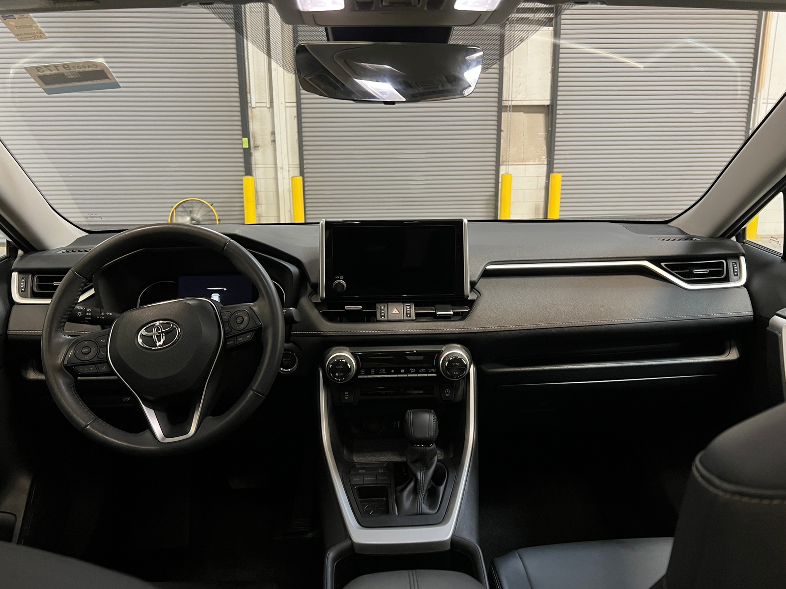 Thumbnail: 2025 Toyota RAV4 - 3