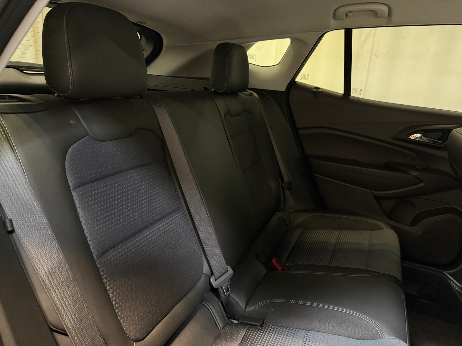 Thumbnail: 2025 Chevrolet Trax - 5
