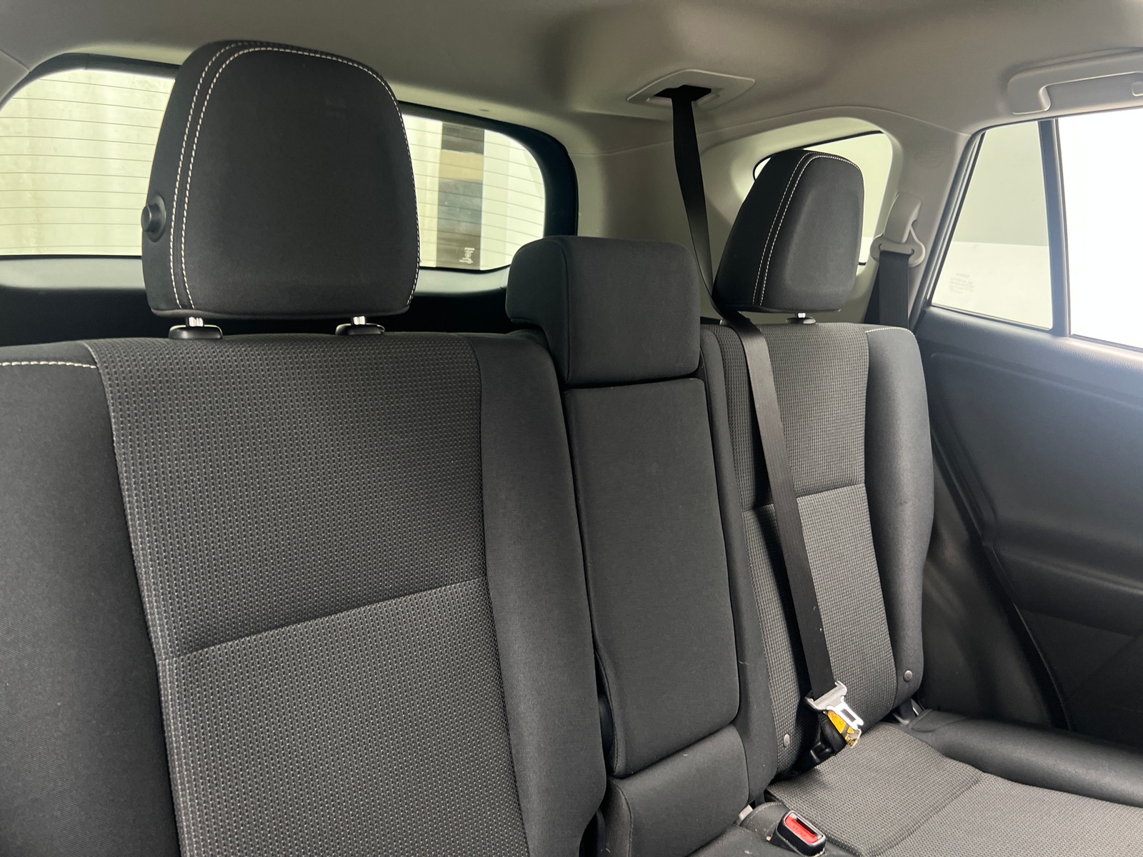 Thumbnail: 2018 Toyota RAV4 - 6