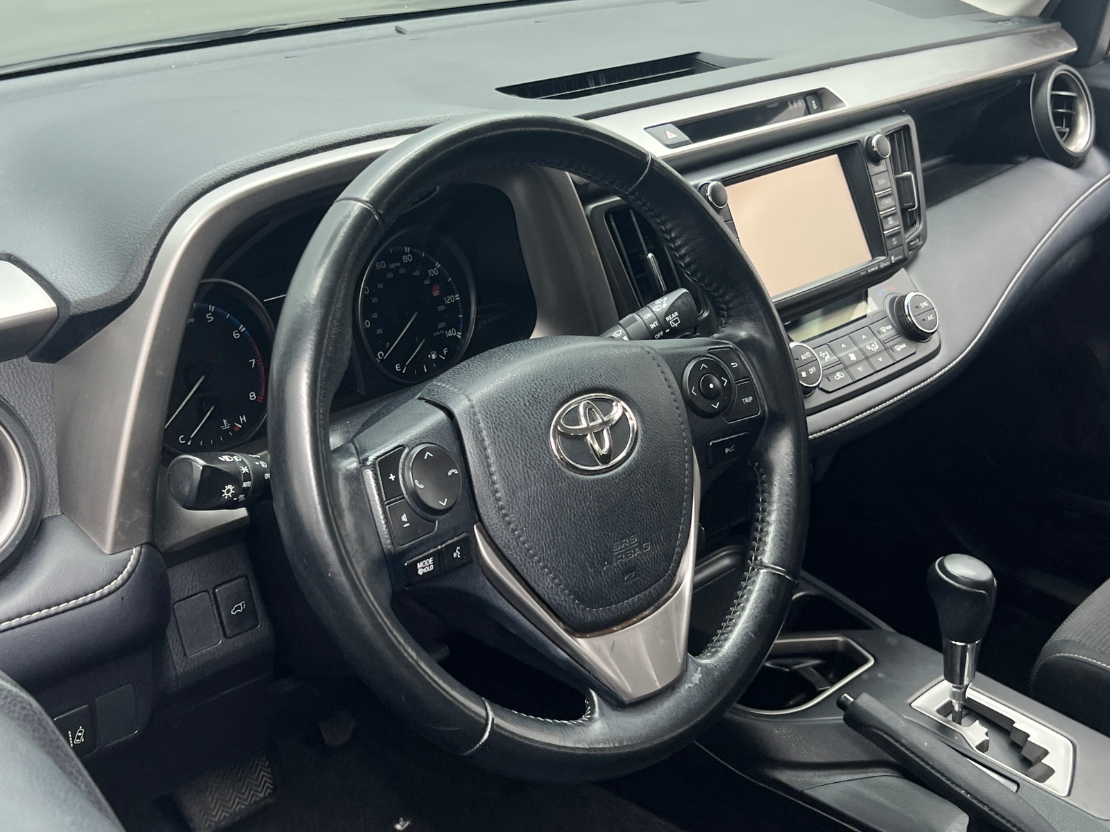 Thumbnail: 2018 Toyota RAV4 - 5