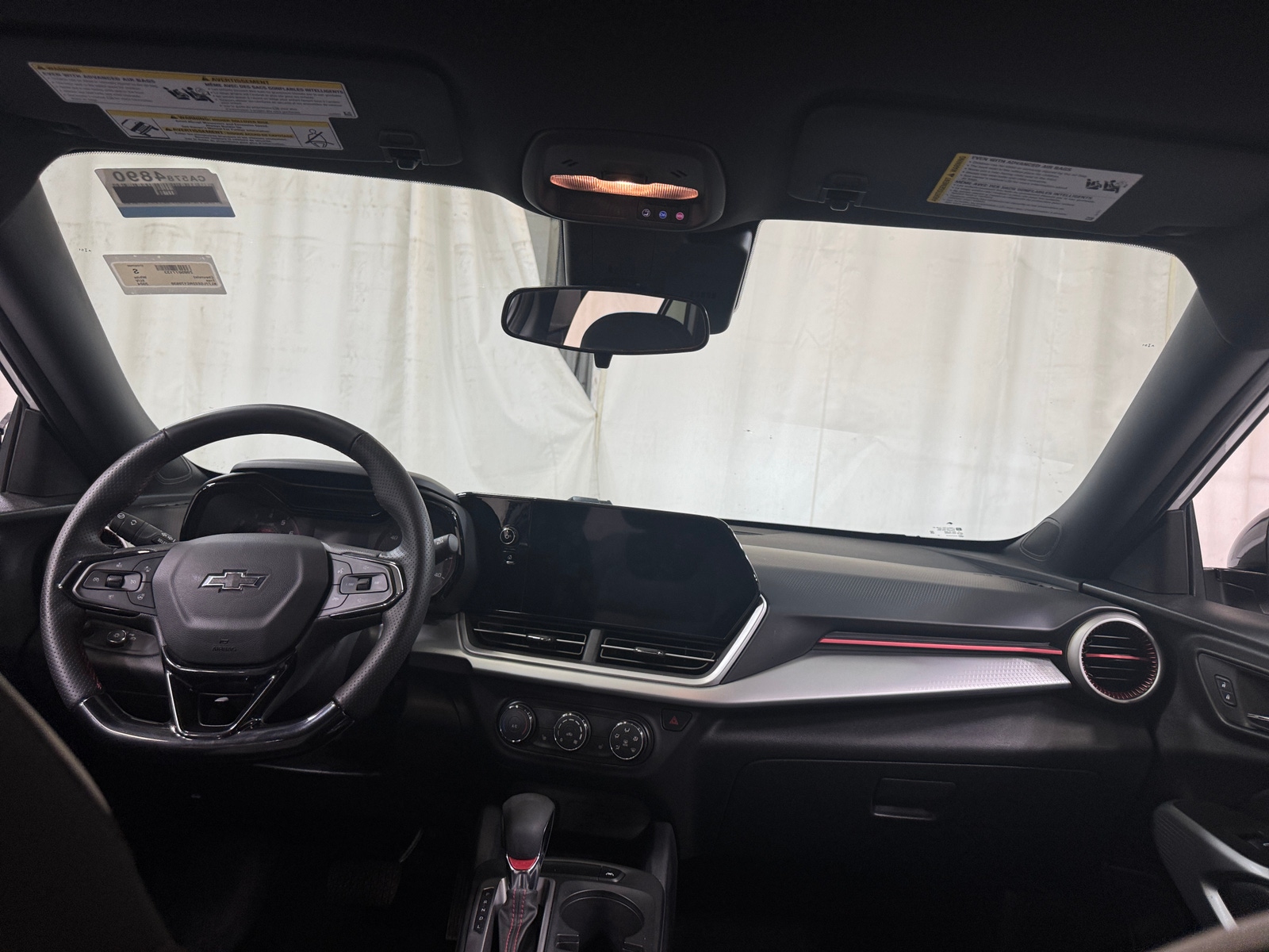 Thumbnail: 2024 Chevrolet Trax - 3