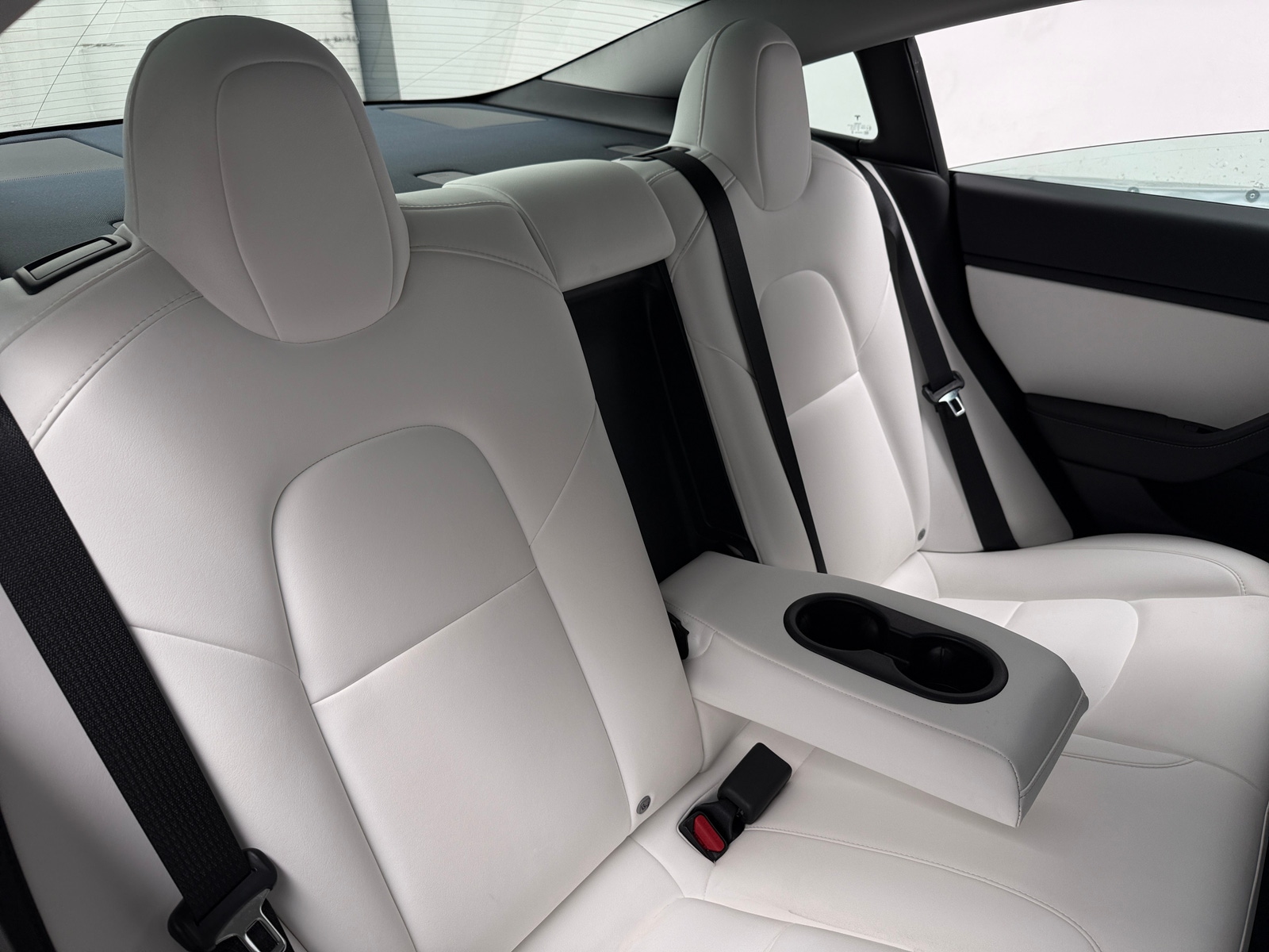 Thumbnail: 2021 Tesla Model 3 - 5