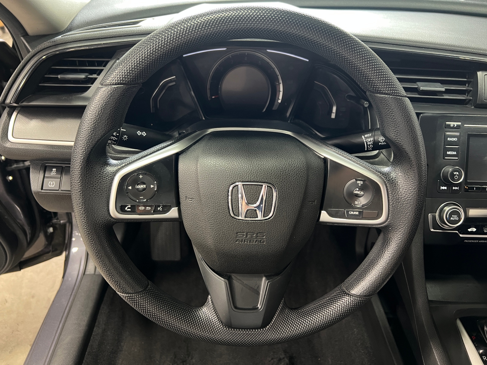 Thumbnail: 2017 Honda Civic - 5