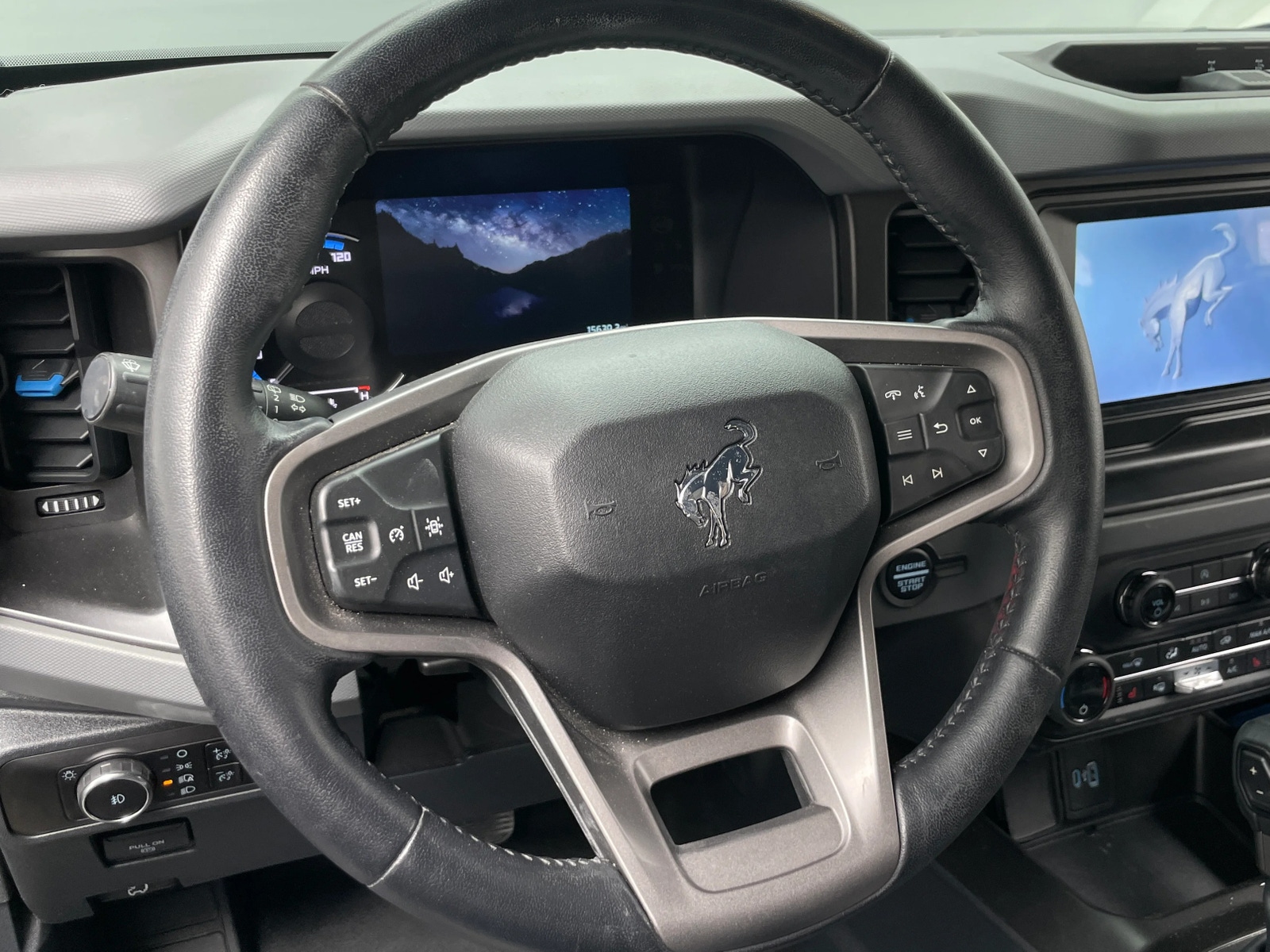 Thumbnail: 2023 Ford Bronco - 5
