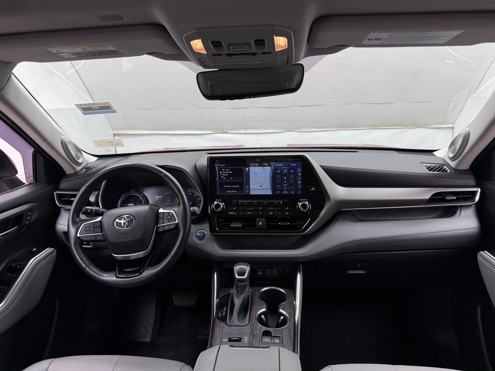 Thumbnail: 2022 Toyota Highlander - 2