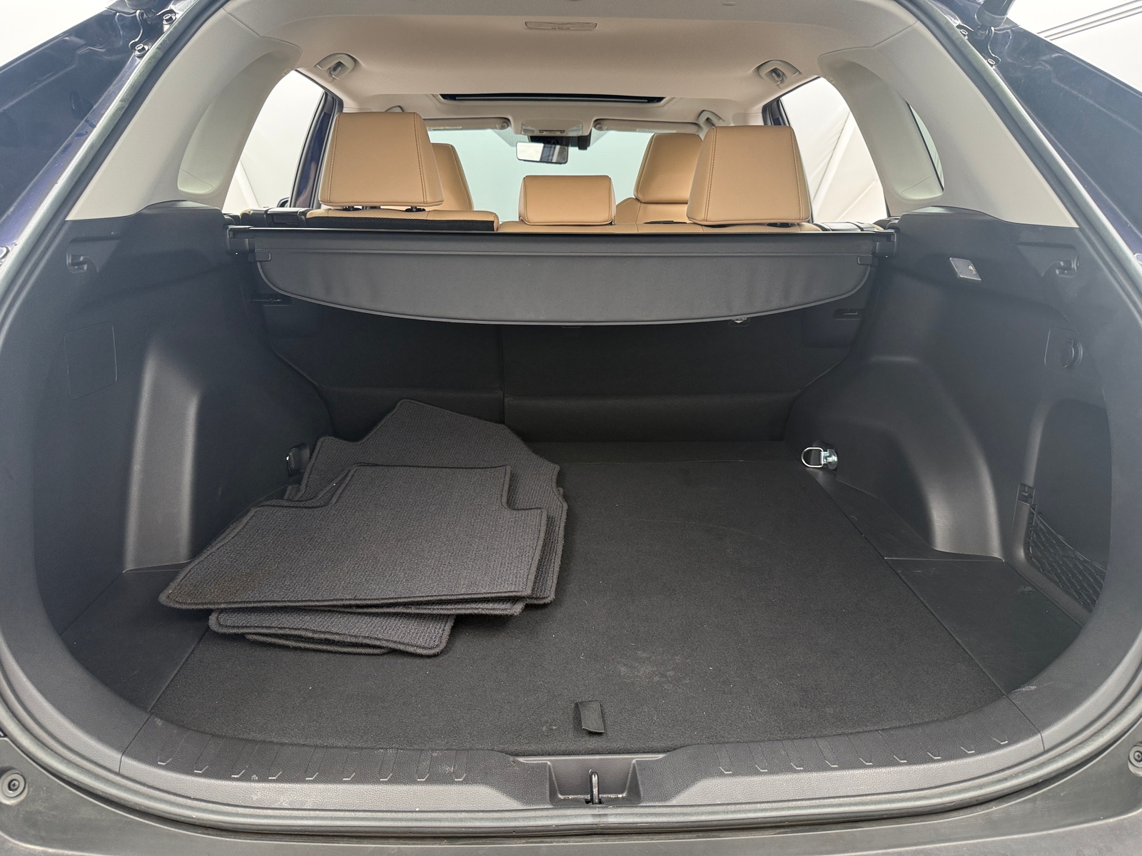 Thumbnail: 2019 Toyota RAV4 - 6