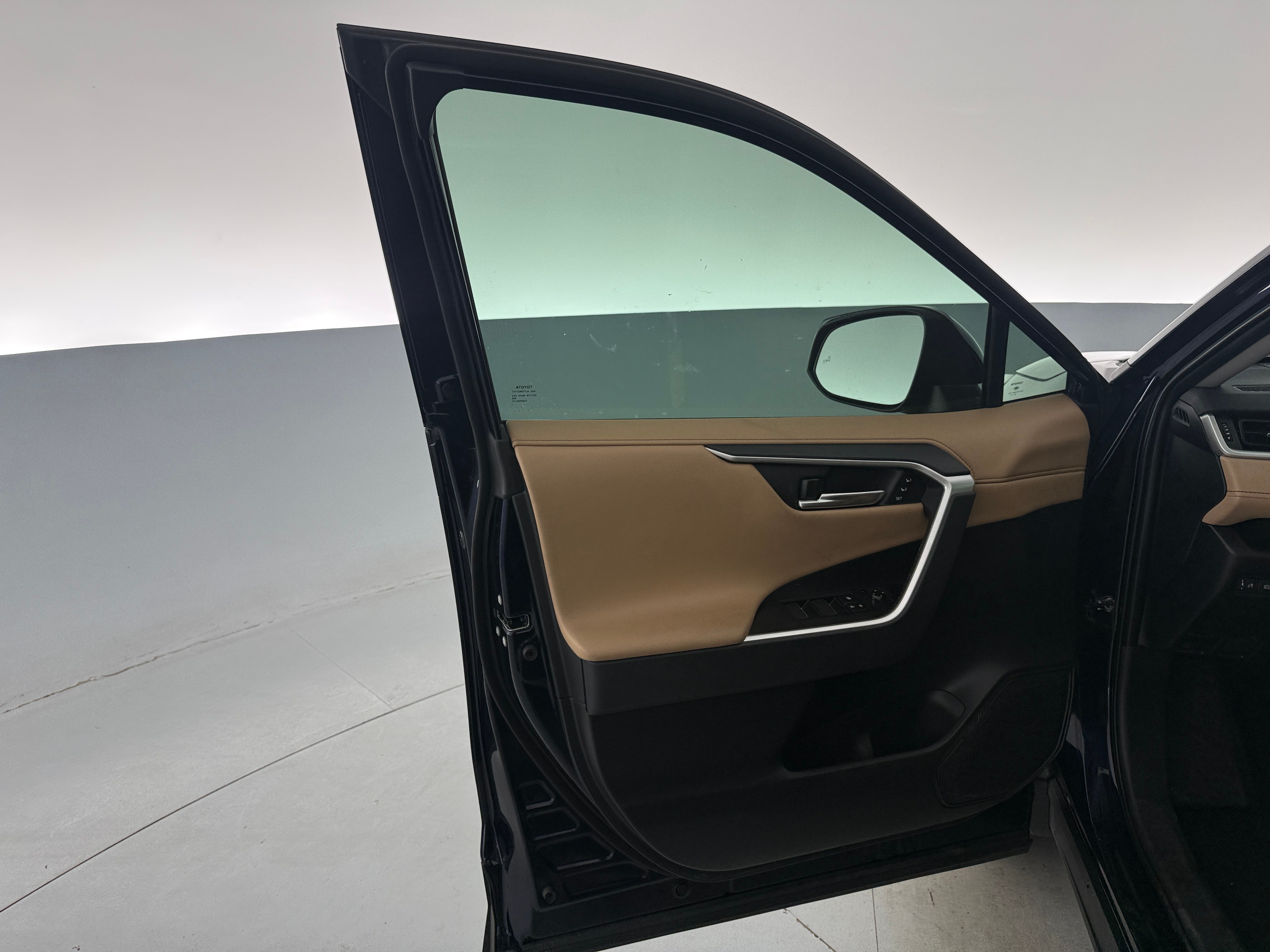 2T3Y1RFV6KW017195