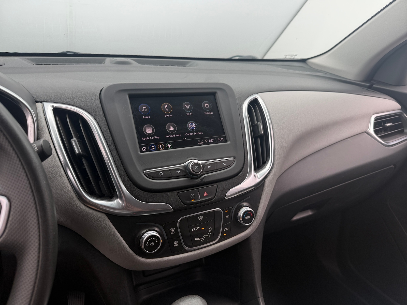 Thumbnail: 2022 Chevrolet Equinox - 4
