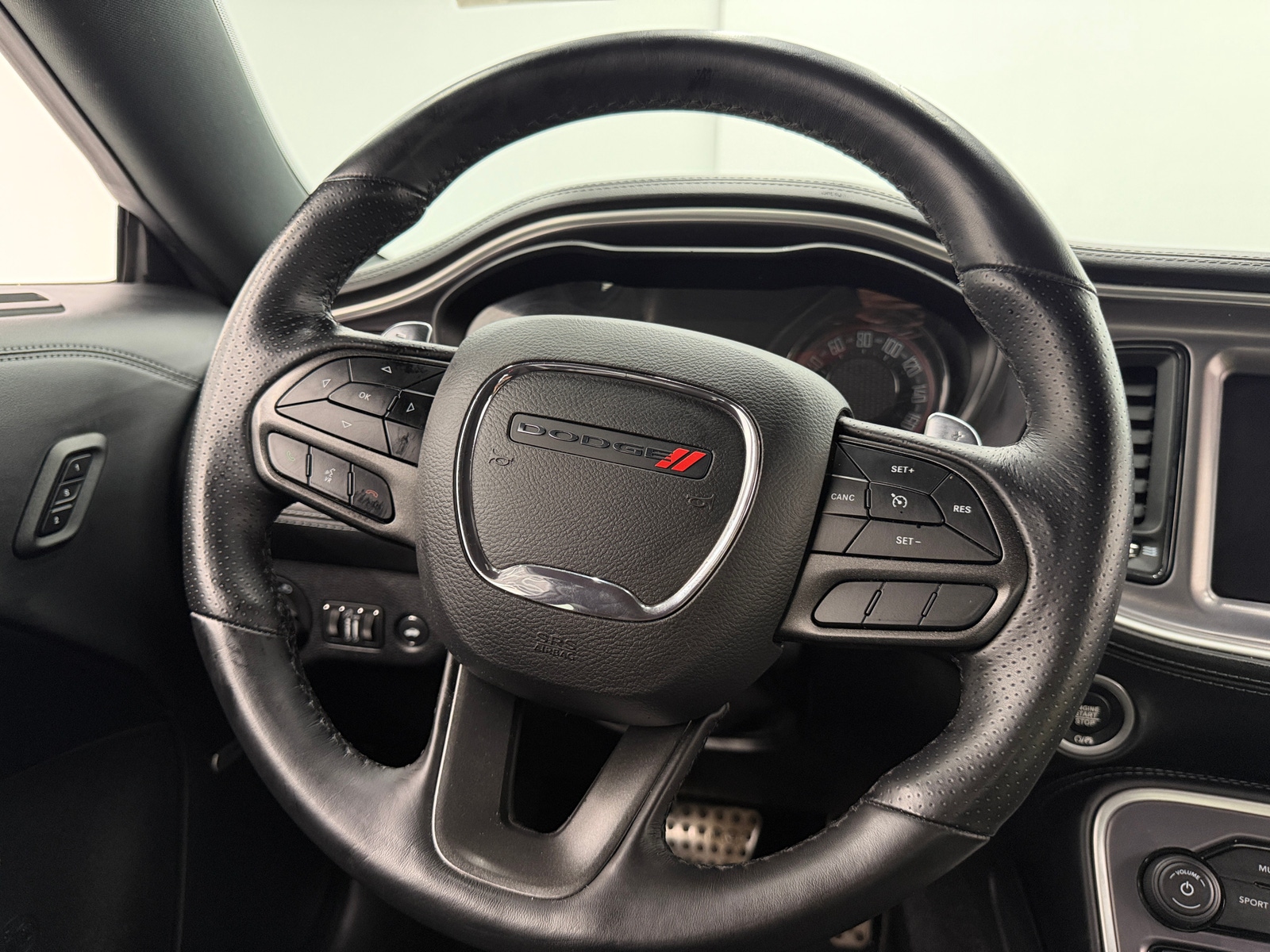Thumbnail: 2021 Dodge Challenger - 3