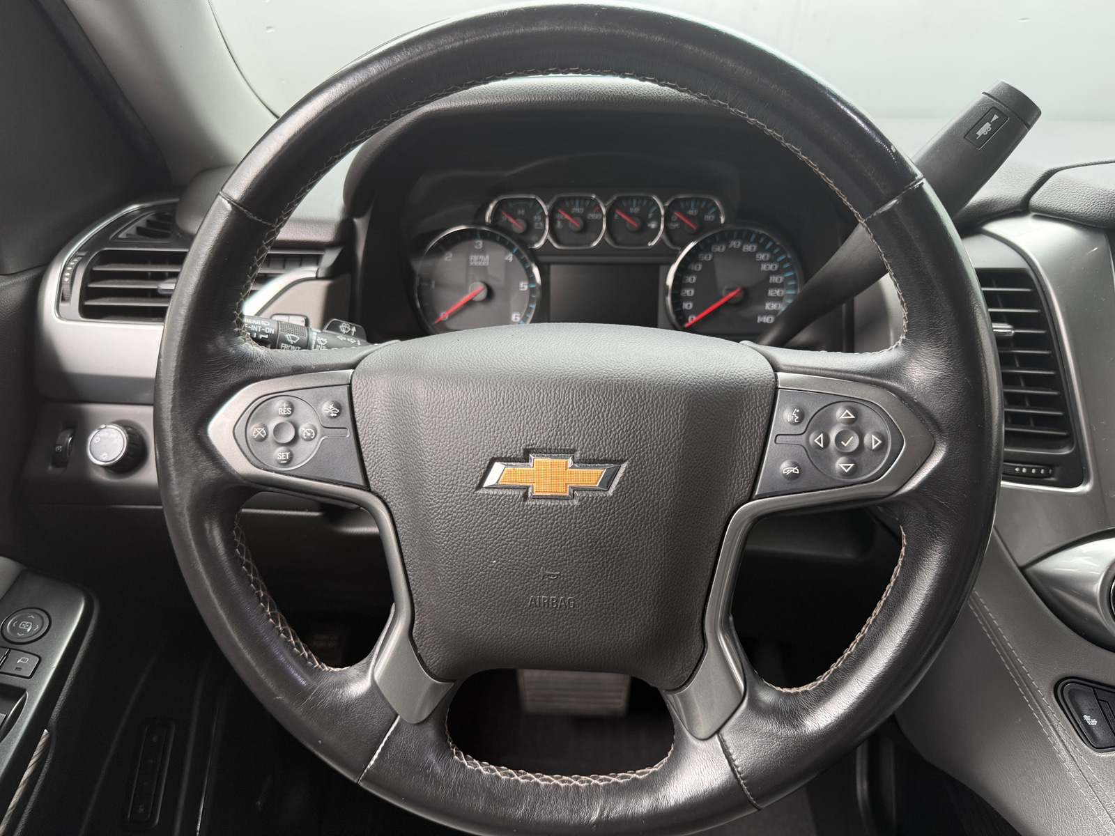 Thumbnail: 2019 Chevrolet Tahoe - 4