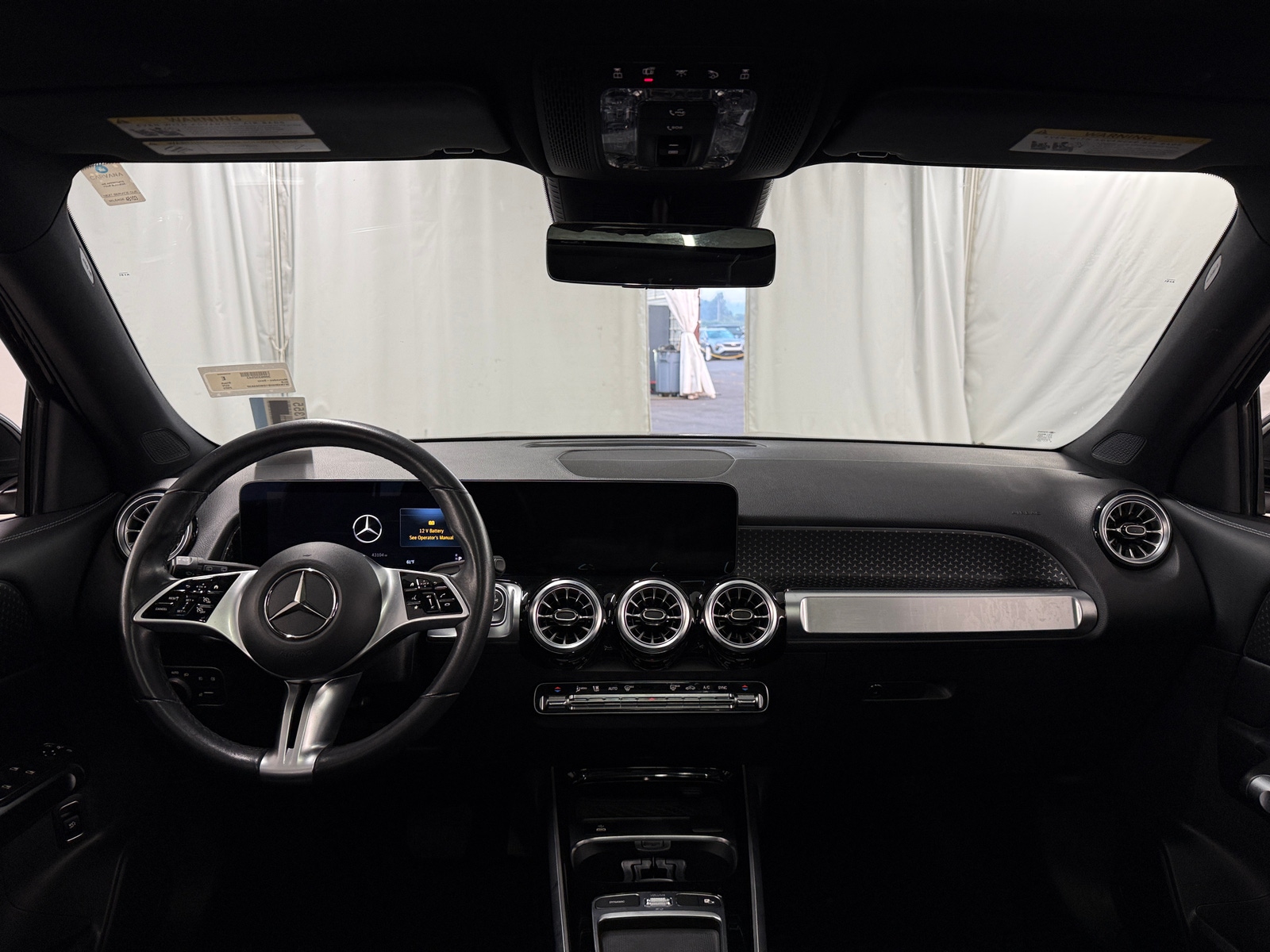 Thumbnail: 2025 Mercedes-Benz GLB - 2