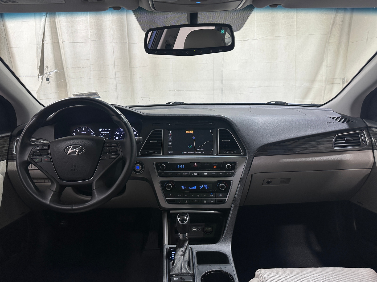 Thumbnail: 2015 Hyundai Sonata - 2