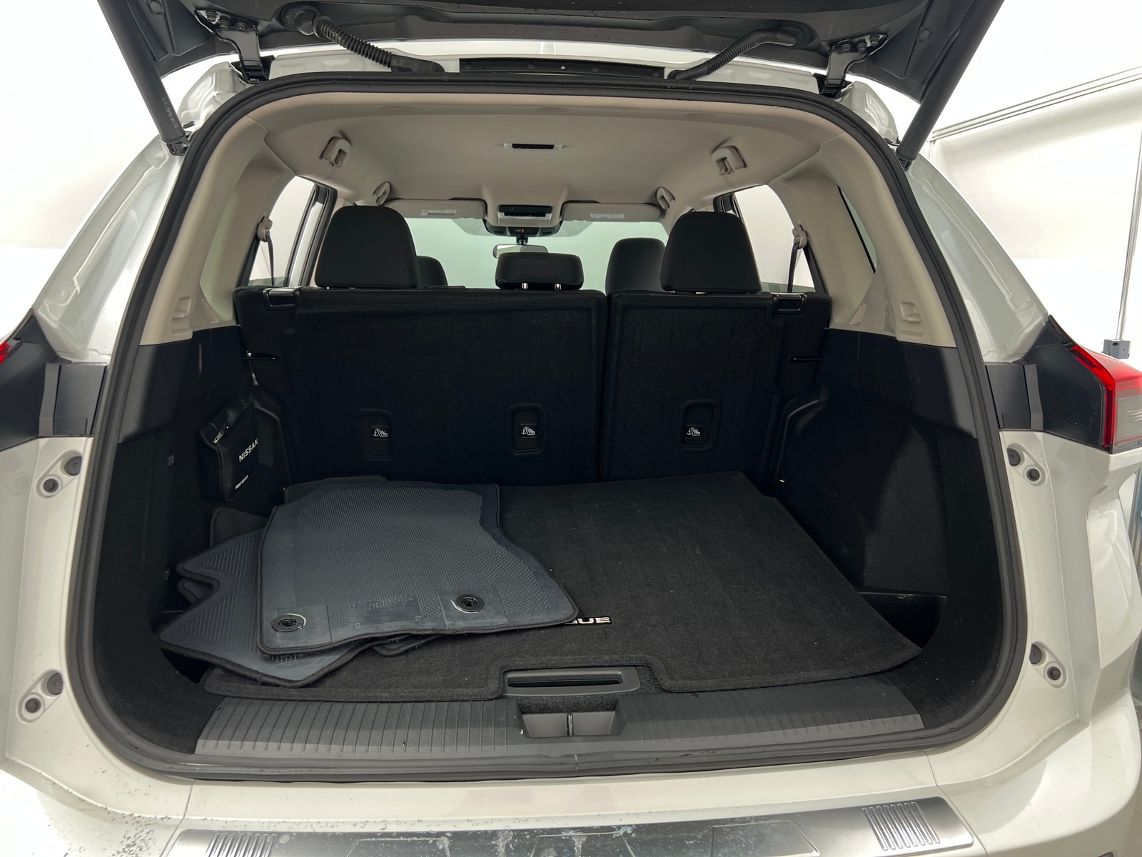 Thumbnail: 2026 Nissan Rogue - 7