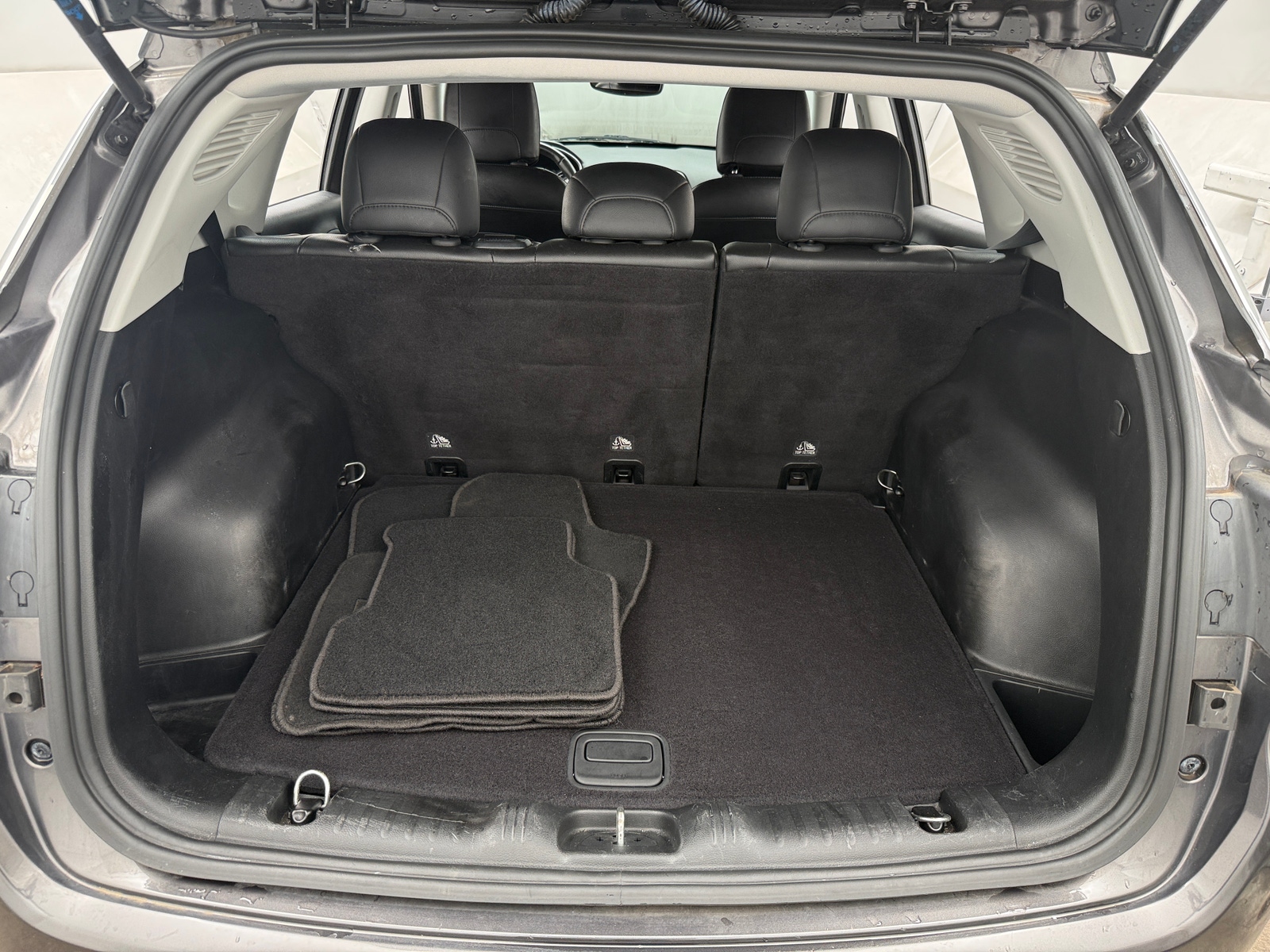 Thumbnail: 2018 Jeep Compass - 6