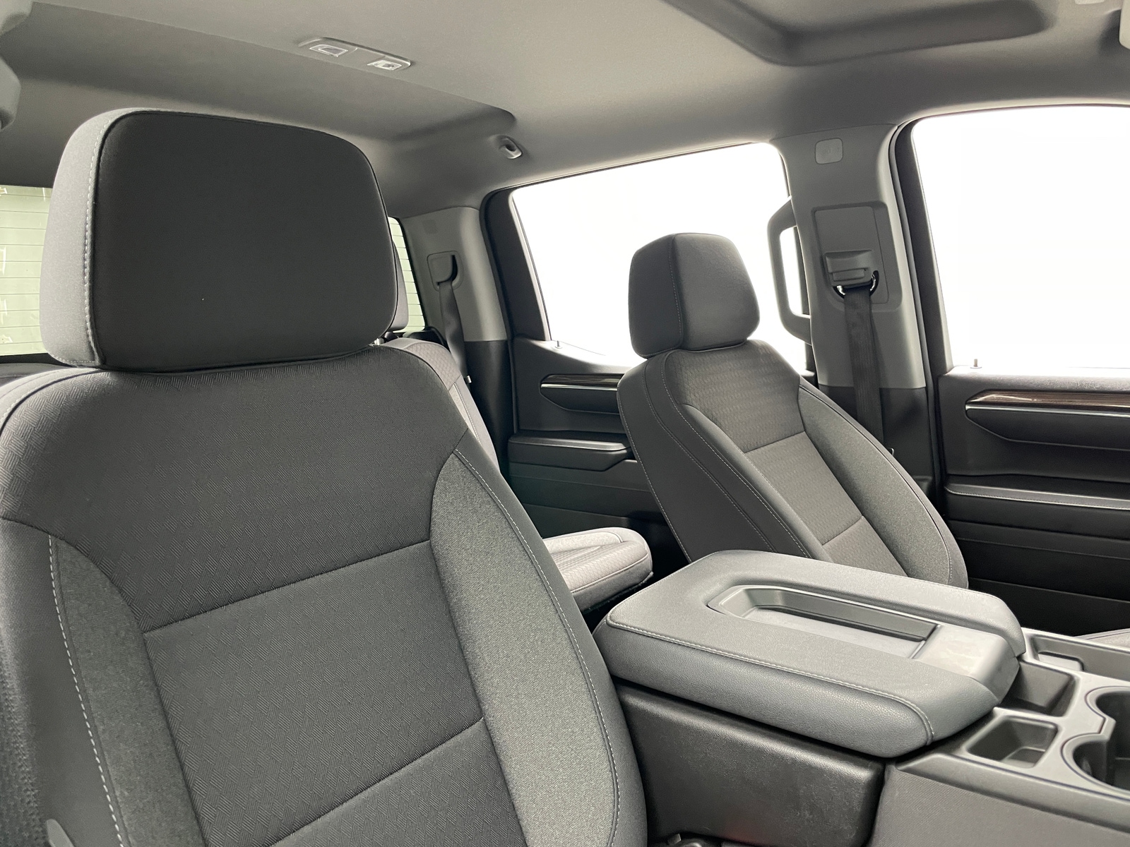 Thumbnail: 2024 Chevrolet Silverado 1500 - 2