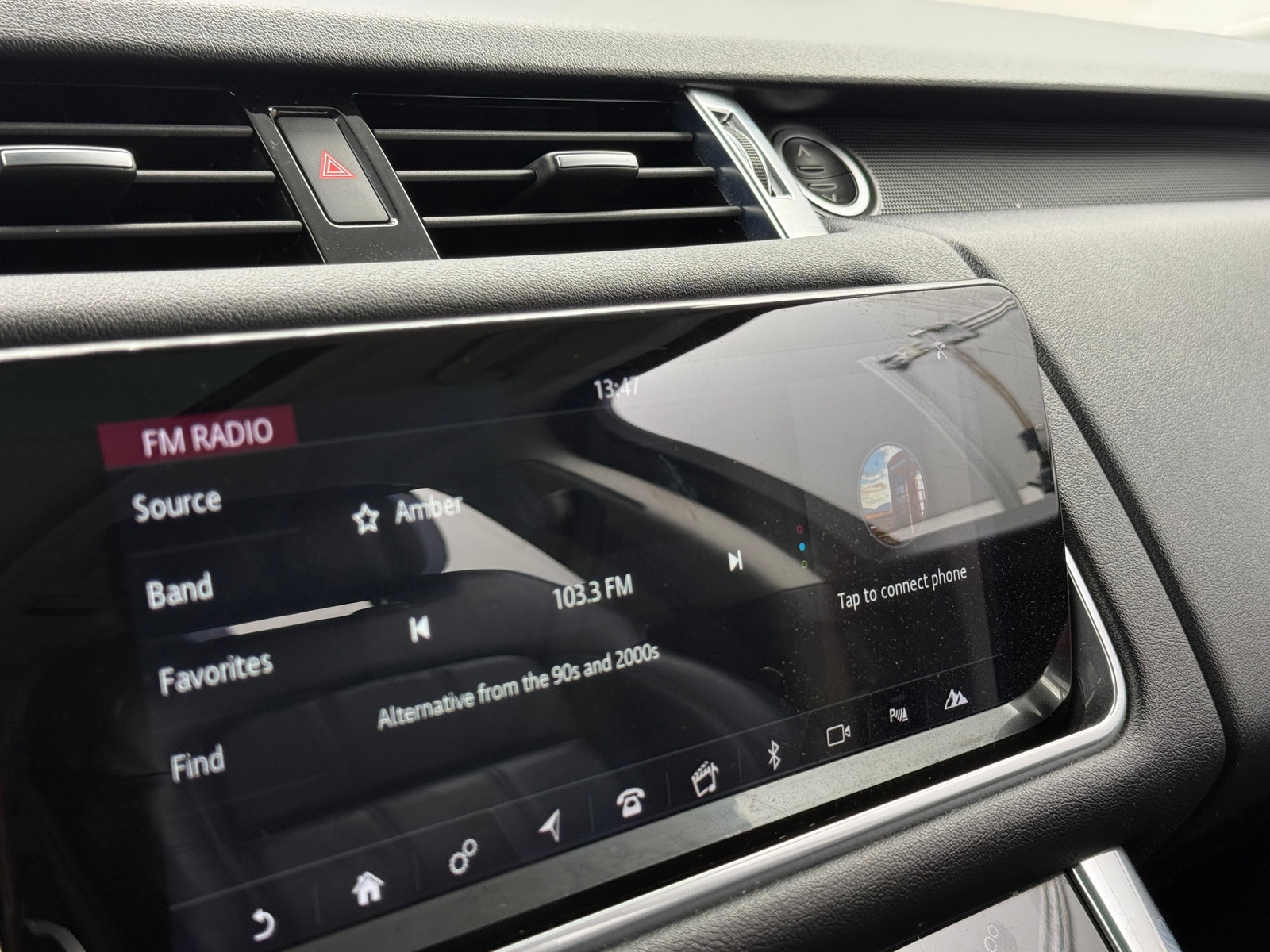 Thumbnail: 2020 Land Rover Range Rover Sport - 3
