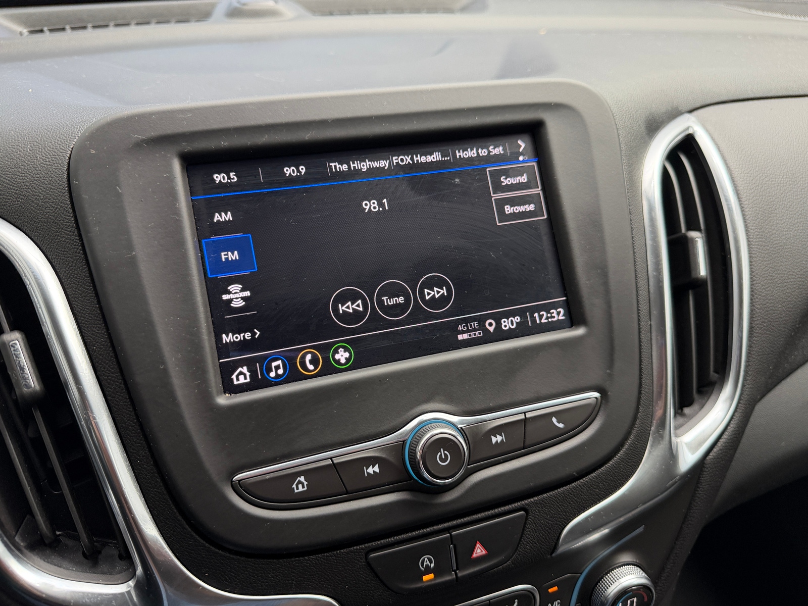 Thumbnail: 2024 Chevrolet Equinox - 4