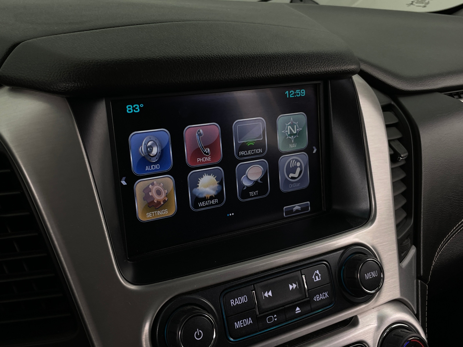Thumbnail: 2017 GMC Yukon - 3