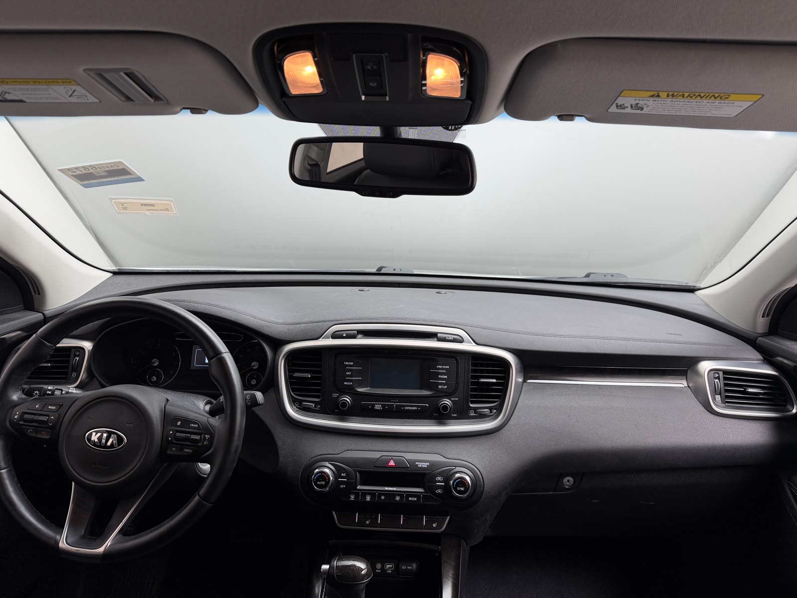Thumbnail: 2016 Kia Sorento - 2