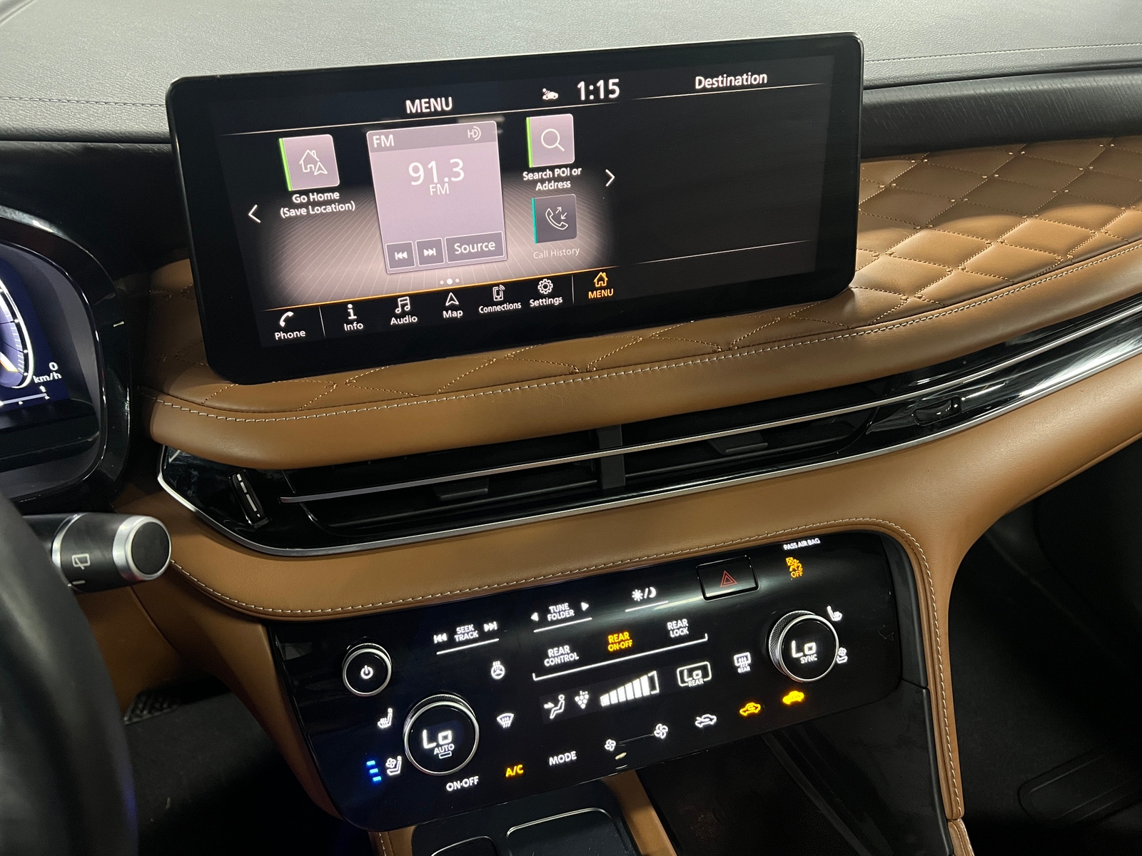 Thumbnail: 2023 INFINITI QX60 - 3