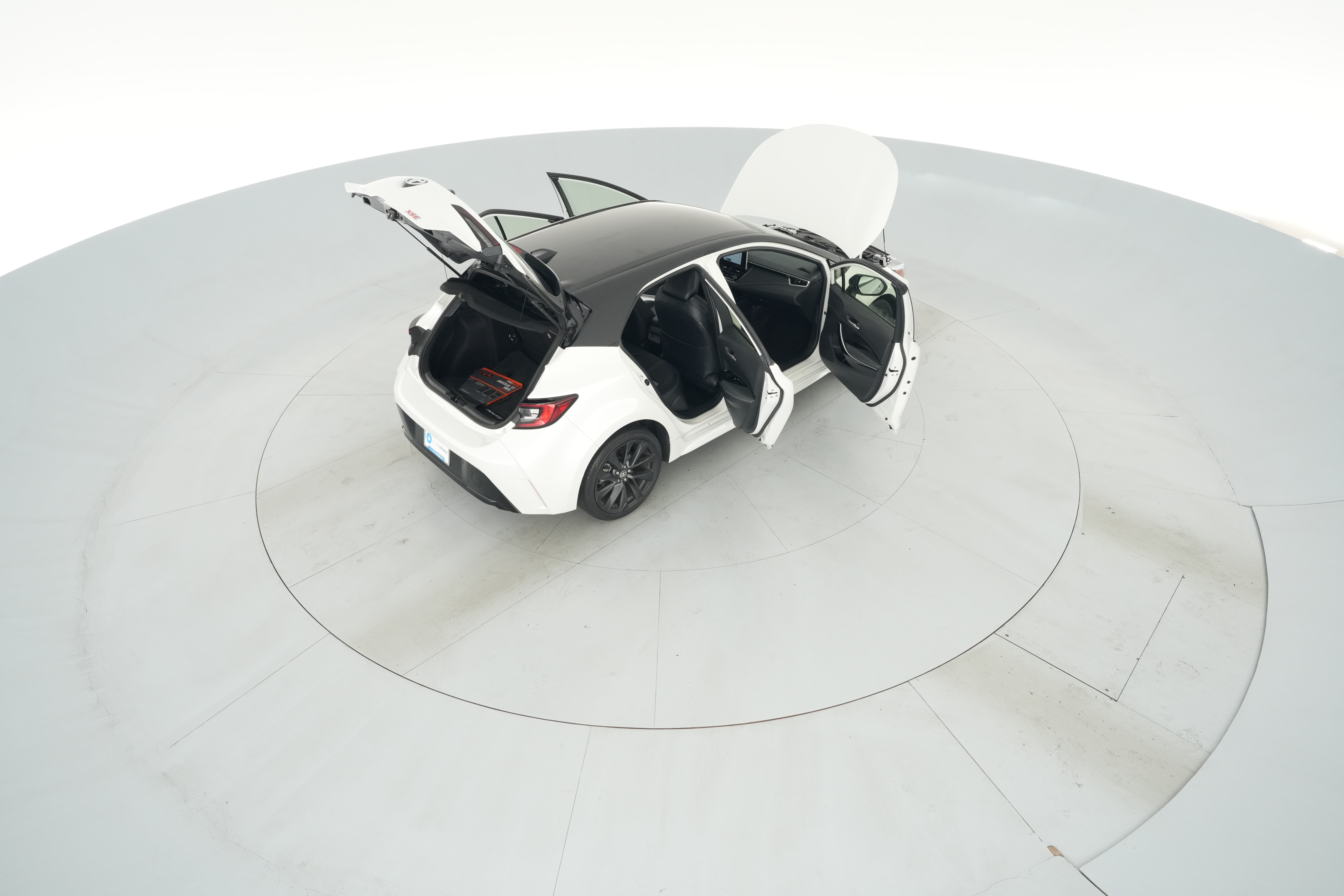 2024 Toyota Corolla Hatchback XSE - Photo 46
