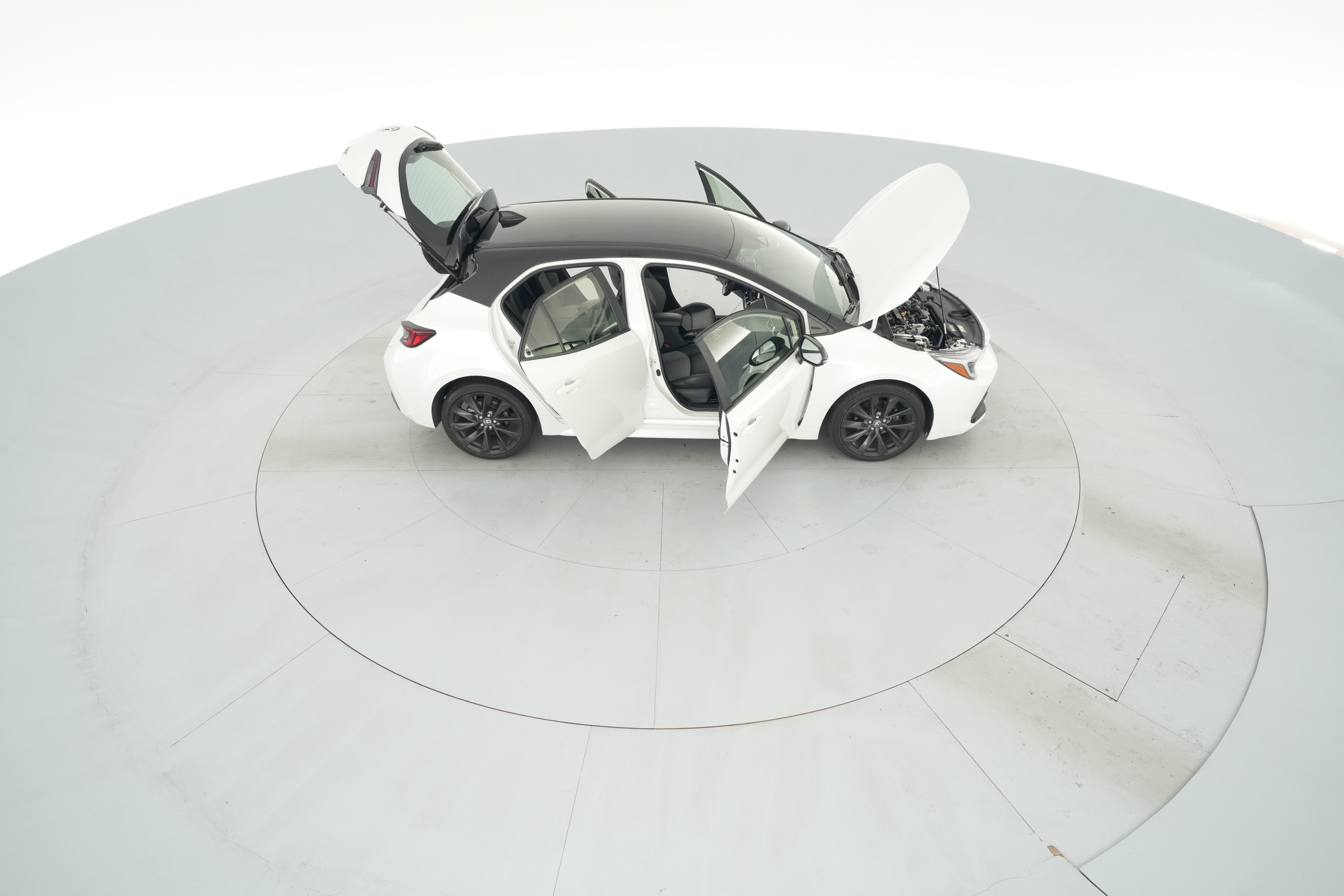 2024 Toyota Corolla Hatchback XSE - Photo 48