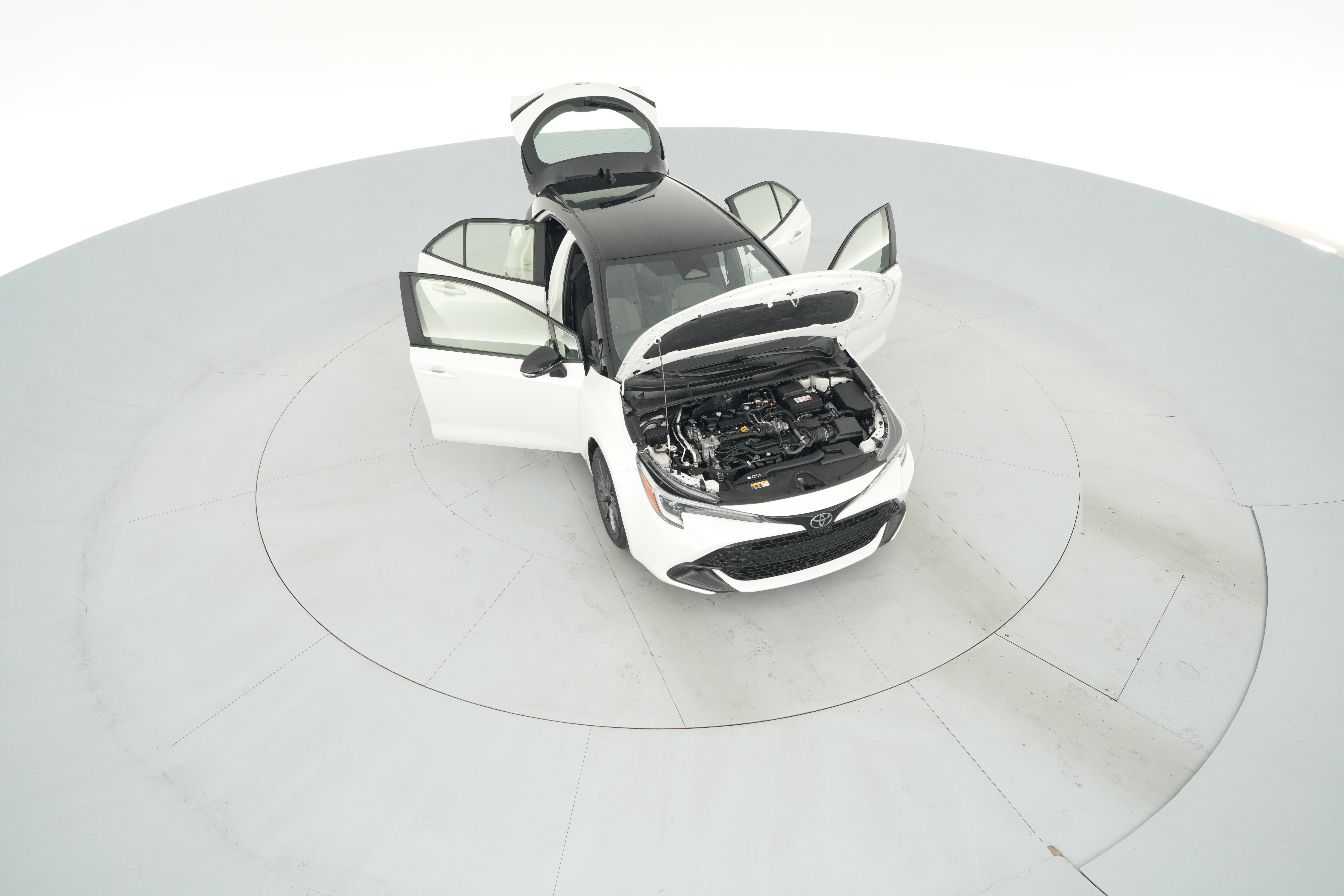 2024 Toyota Corolla Hatchback XSE - Photo 51