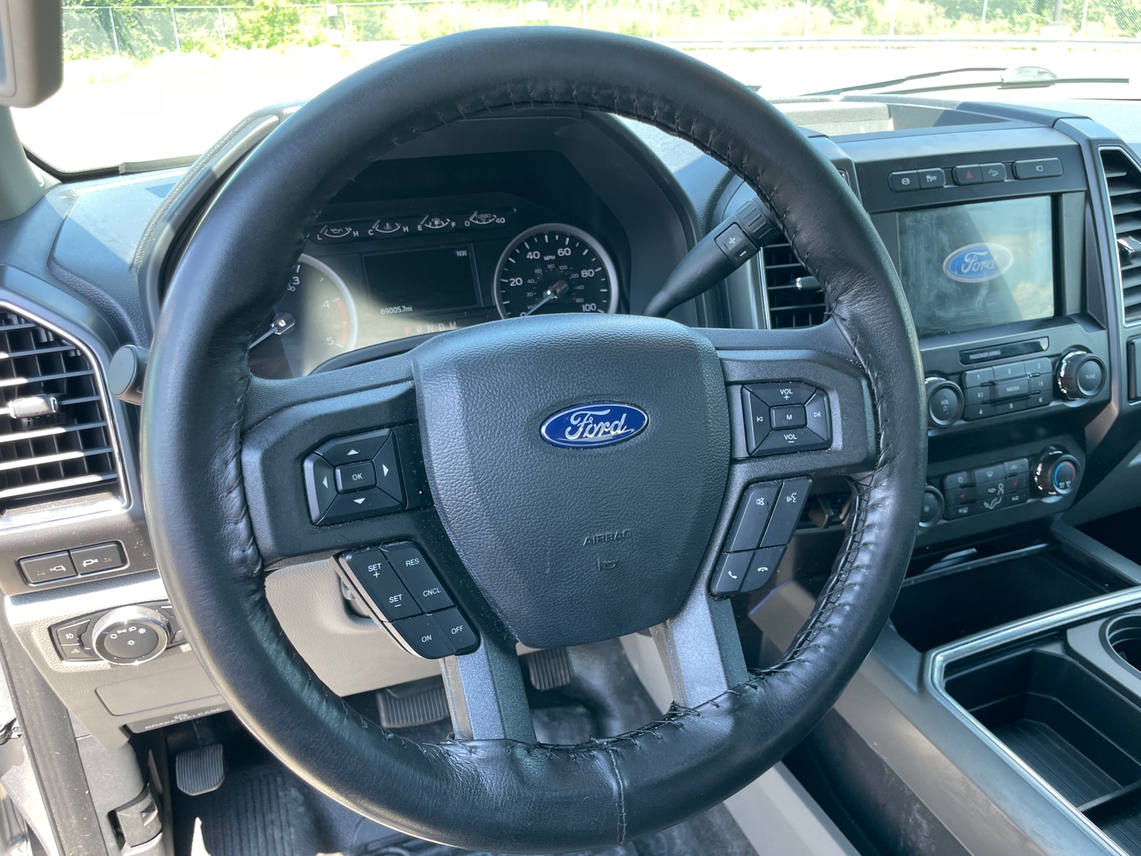Thumbnail: 2022 Ford Econoline - 5