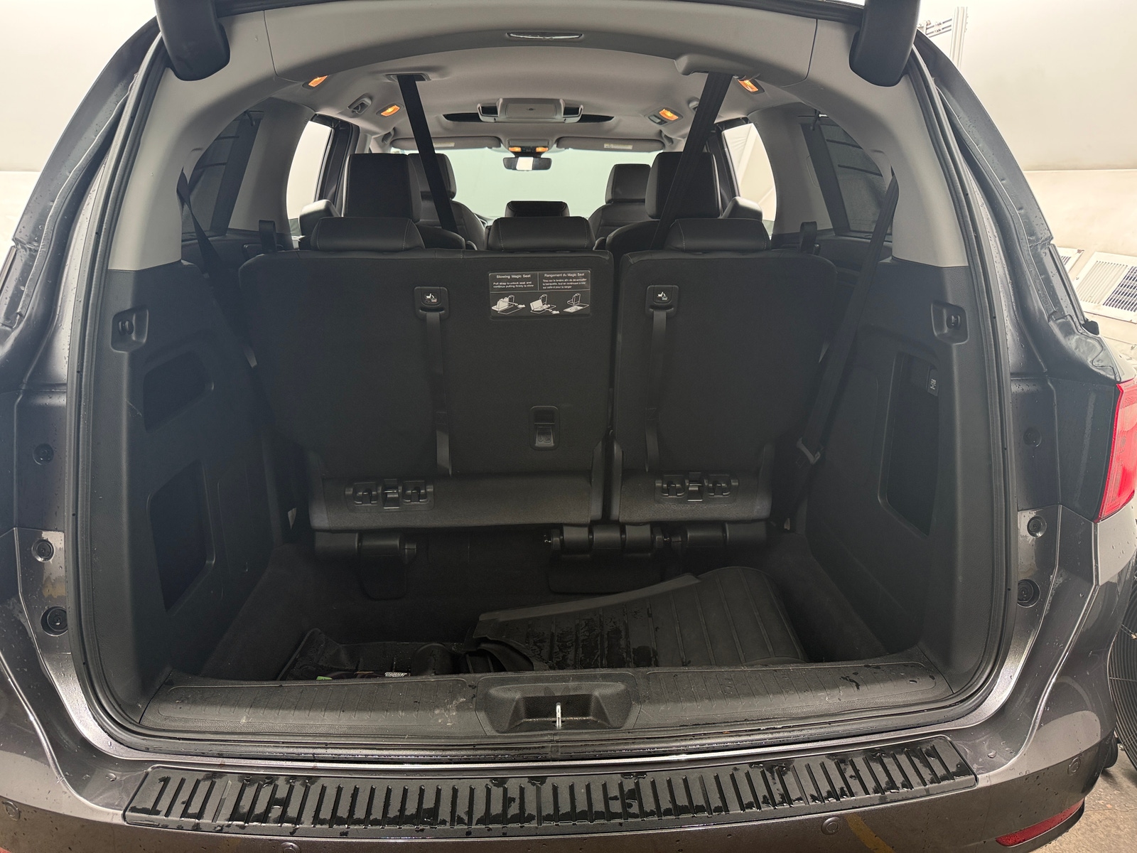 Thumbnail: 2023 Honda Odyssey - 6