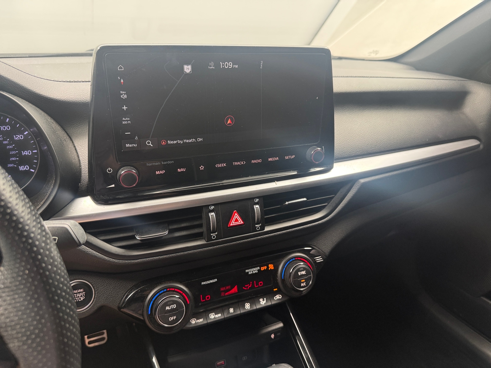 Thumbnail: 2023 Kia Forte - 3